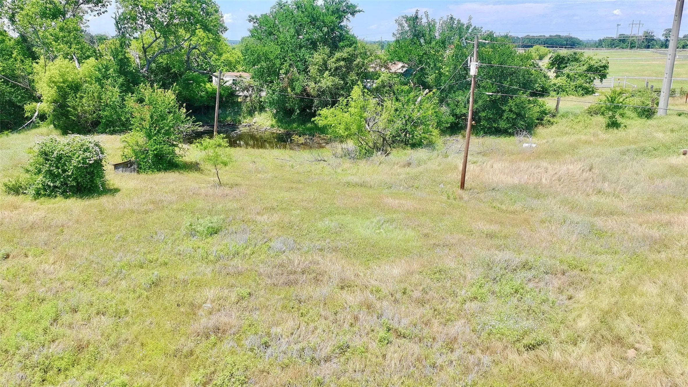 Farm For Sale in Parker County , 510 New Highland Road, Springtown, Texas 76082, 3 Bedroom, 2 Bathroom, 2 Garage spaces, 1,647 Sqft, built in 1998, mls#21292749, Real Estate Agent in Springtown, Homes For Sale in Parker county, Homes For Sale in Springtown, Realtor in Springtown Texas, Real Estate Brokerage Independent Realty Texas, Luminita Cordes Realtor