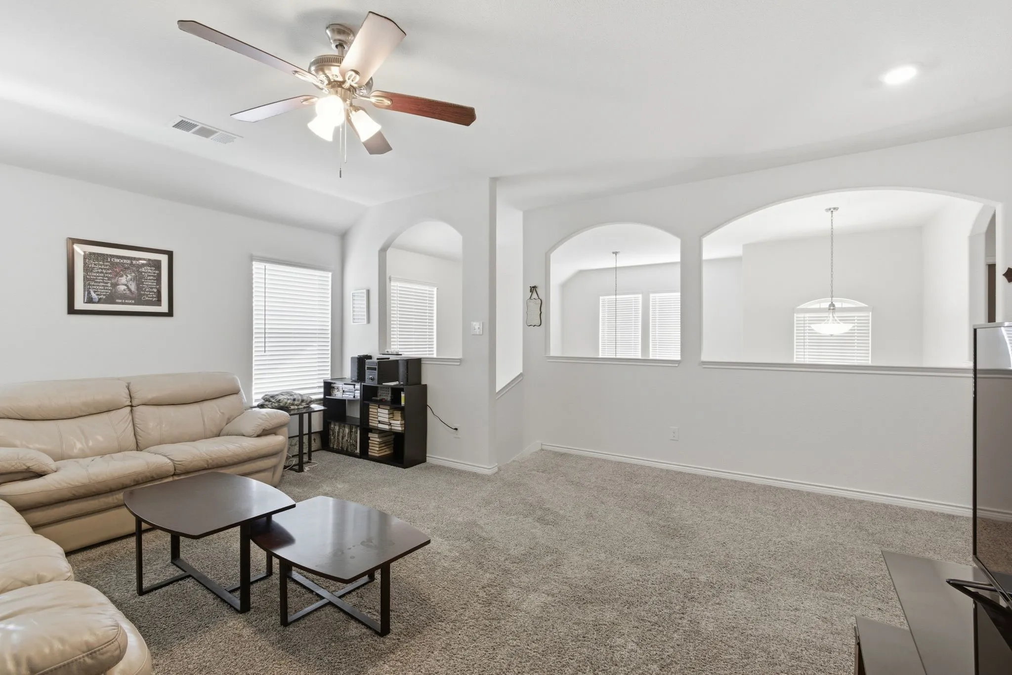Single Family Residence For Sale in Rockwall County , 218 Virginia Court, Fate, Texas 75189, 4 Bedroom, 3 Bathroom, 3 Garage spaces, 2,930 Sqft, built in 2020, mls#21292913, Real Estate Agent in Fate, Homes For Sale in Rockwall county, Homes For Sale in Fate, Realtor in Fate Texas, Real Estate Brokerage Independent Realty Texas, Luminita Cordes Realtor