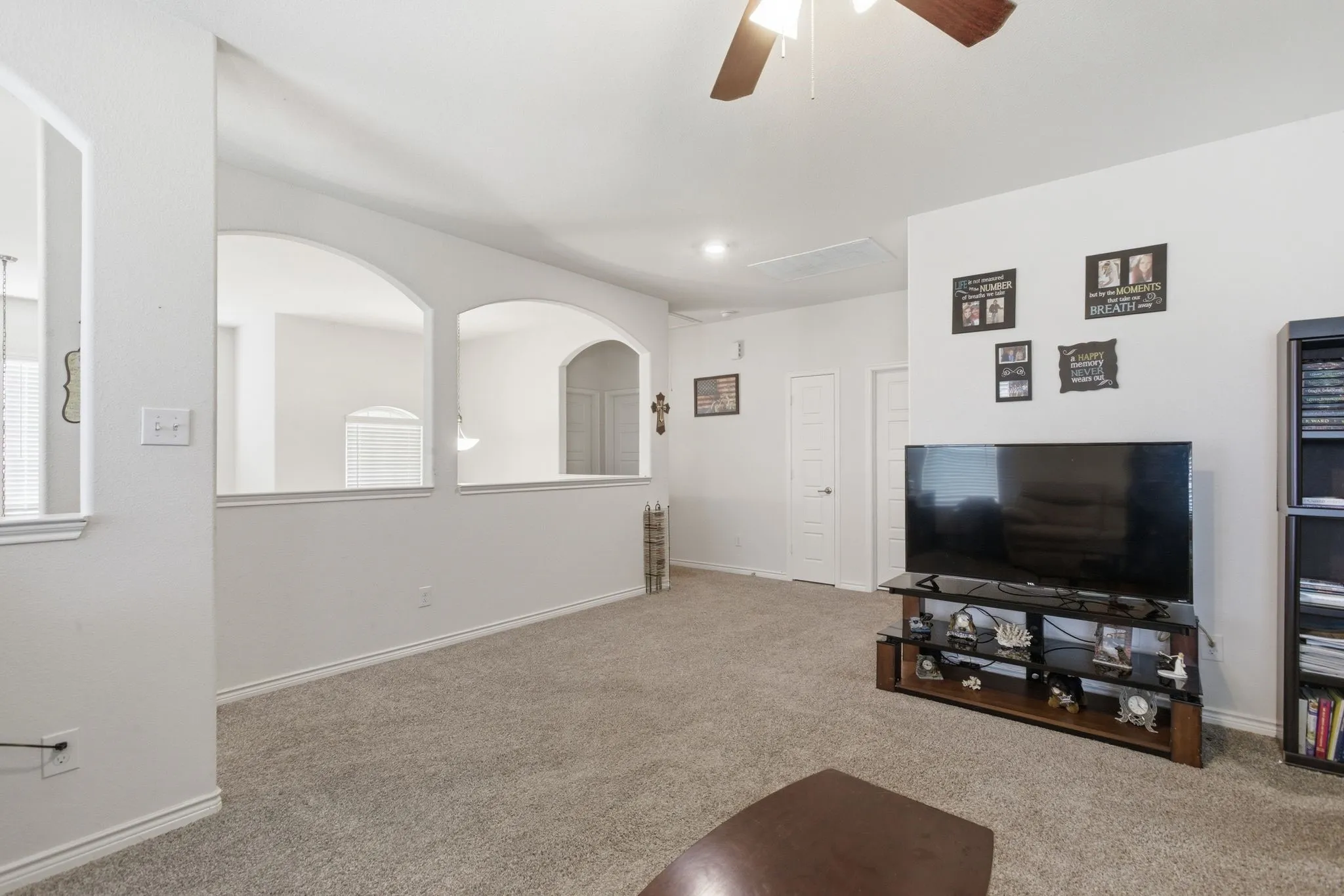 Single Family Residence For Sale in Rockwall County , 218 Virginia Court, Fate, Texas 75189, 4 Bedroom, 3 Bathroom, 3 Garage spaces, 2,930 Sqft, built in 2020, mls#21292913, Real Estate Agent in Fate, Homes For Sale in Rockwall county, Homes For Sale in Fate, Realtor in Fate Texas, Real Estate Brokerage Independent Realty Texas, Luminita Cordes Realtor