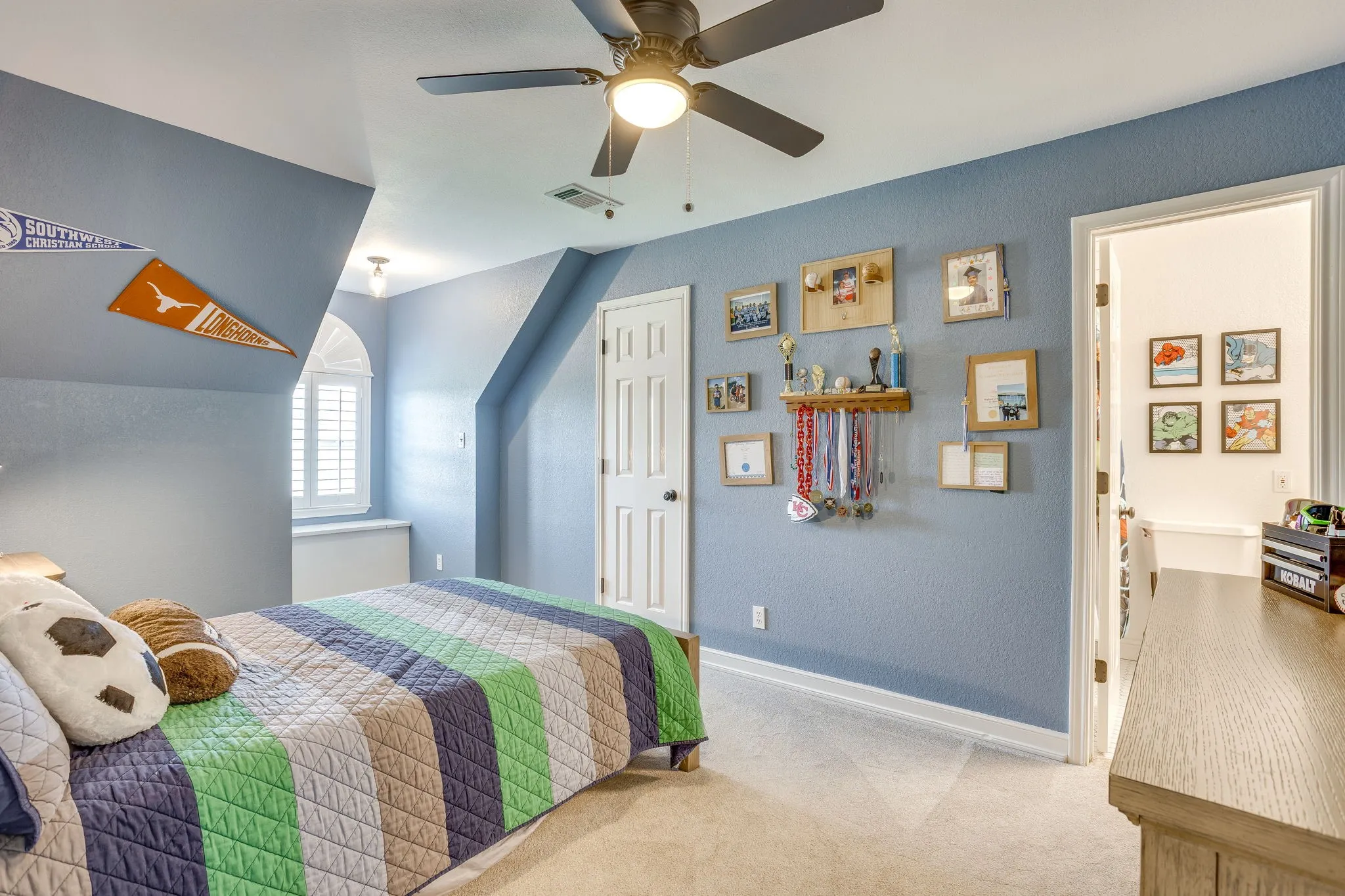 Single Family Residence For Sale in Johnson County , 2100 Fm 3048, Cleburne, Texas 76031, 4 Bedroom, 4 Bathroom, 2 Garage spaces, 4,215 Sqft, built in 1993, mls#21293198, Real Estate Agent in Cleburne, Homes For Sale in Johnson county, Homes For Sale in Cleburne, Realtor in Cleburne Texas, Real Estate Brokerage Independent Realty Texas, Luminita Cordes Realtor