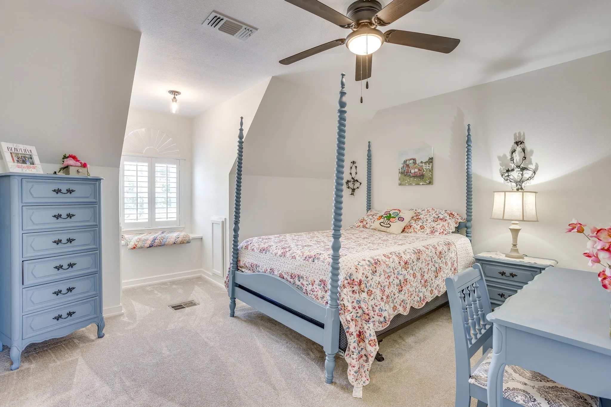 Single Family Residence For Sale in Johnson County , 2100 Fm 3048, Cleburne, Texas 76031, 4 Bedroom, 4 Bathroom, 2 Garage spaces, 4,215 Sqft, built in 1993, mls#21293198, Real Estate Agent in Cleburne, Homes For Sale in Johnson county, Homes For Sale in Cleburne, Realtor in Cleburne Texas, Real Estate Brokerage Independent Realty Texas, Luminita Cordes Realtor