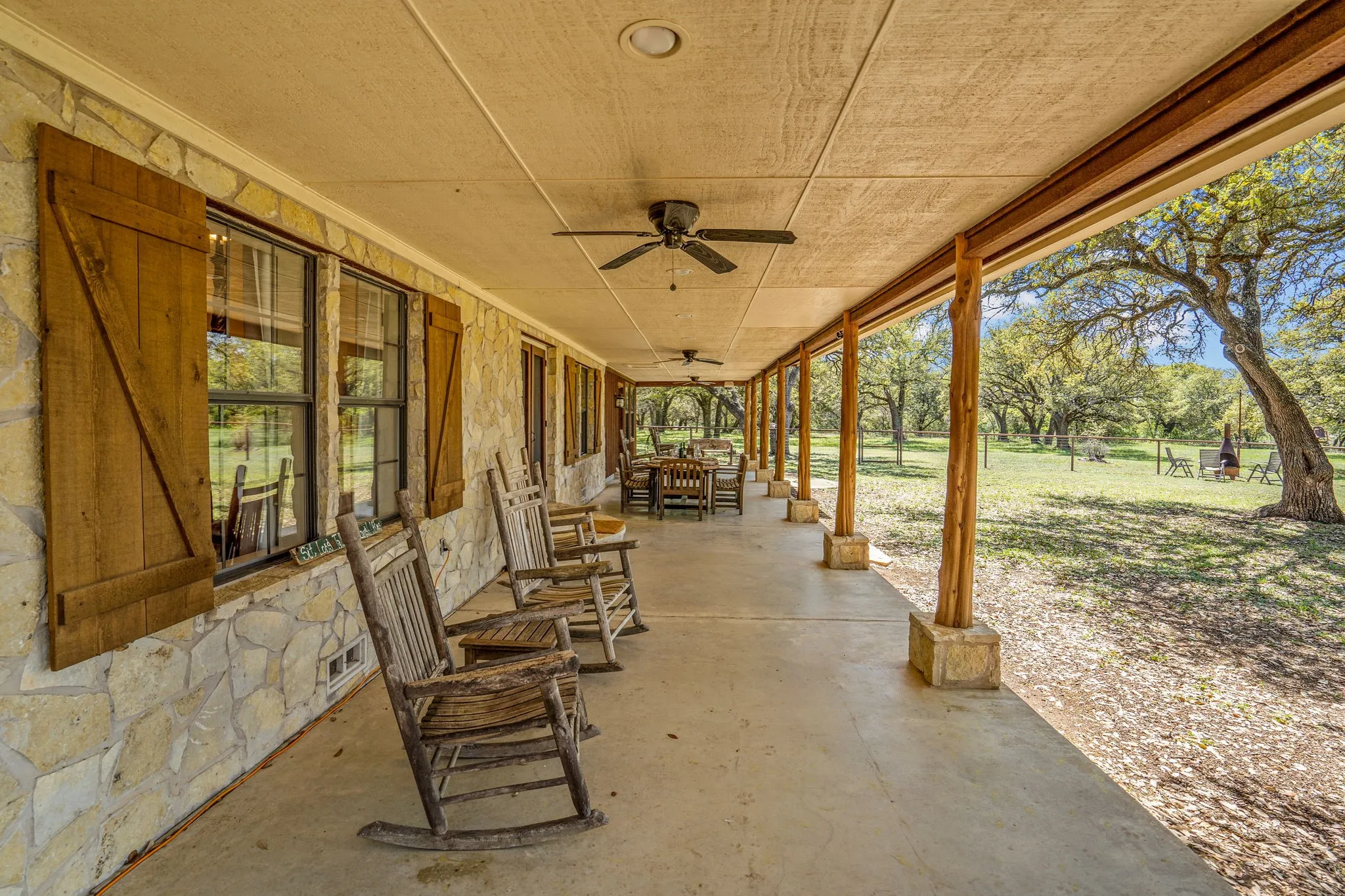 Farm For Sale in Bosque County , 660 FM 203, Walnut Springs, Texas 76690, 2 Bedroom, 2 Bathroom, Garage spaces, 1,941 Sqft, built in 1960, mls#21288812, Real Estate Agent in Walnut Springs, Homes For Sale in Bosque county, Homes For Sale in Walnut Springs, Realtor in Walnut Springs Texas, Real Estate Brokerage Independent Realty Texas, Luminita Cordes Realtor