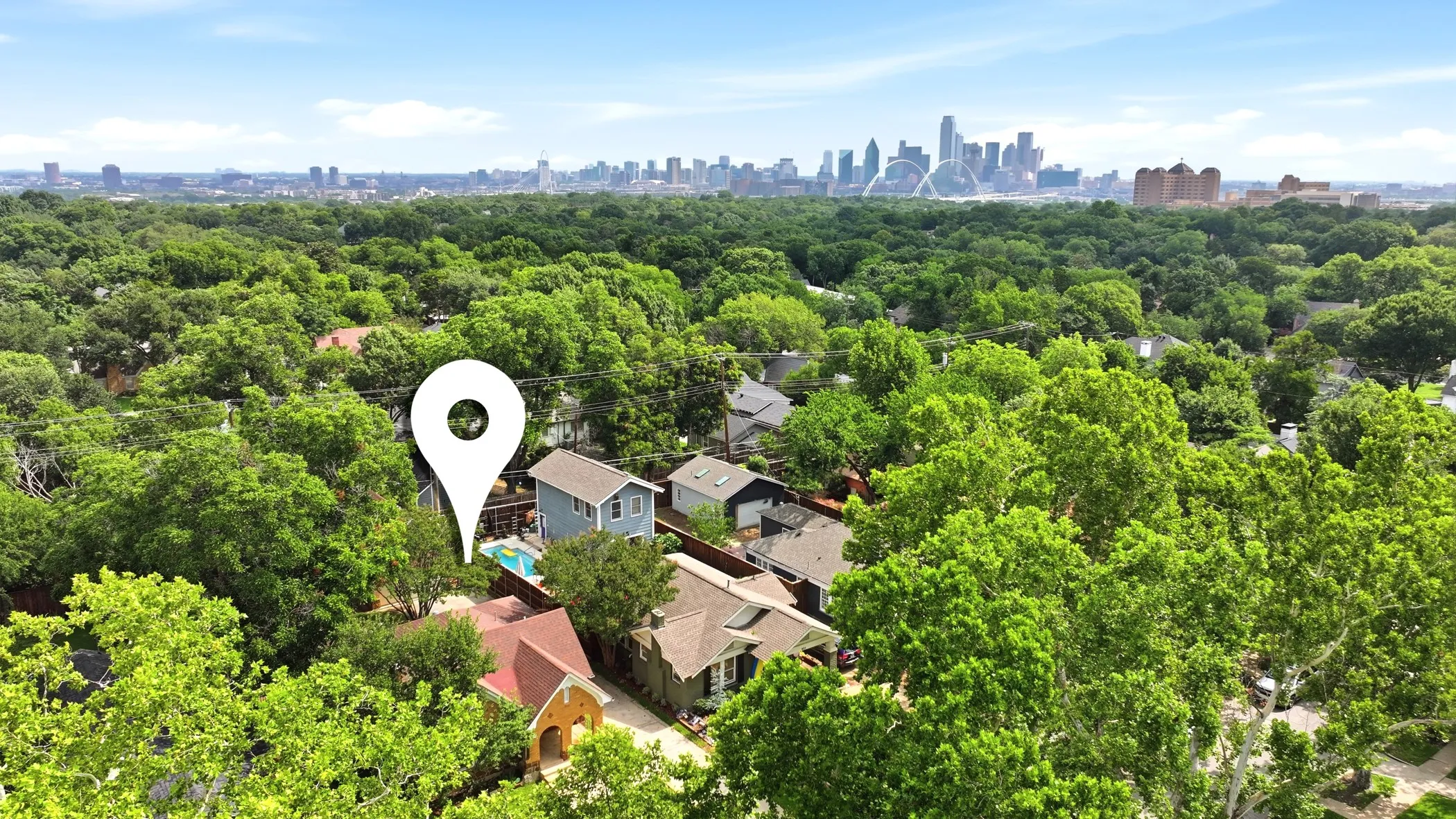 Single Family Residence For Rent in Dallas County , 825 Thomasson Drive, Dallas, Texas 75208, 2 Bedroom, 2 Bathroom, 2 Garage spaces, 1,317 Sqft, built in 1928, mls#21293219, Real Estate Agent in Dallas, Homes For Rent in Dallas county, Homes For Rent in Dallas, Realtor in Dallas Texas, Real Estate Brokerage Independent Realty Texas, Luminita Cordes Realtor