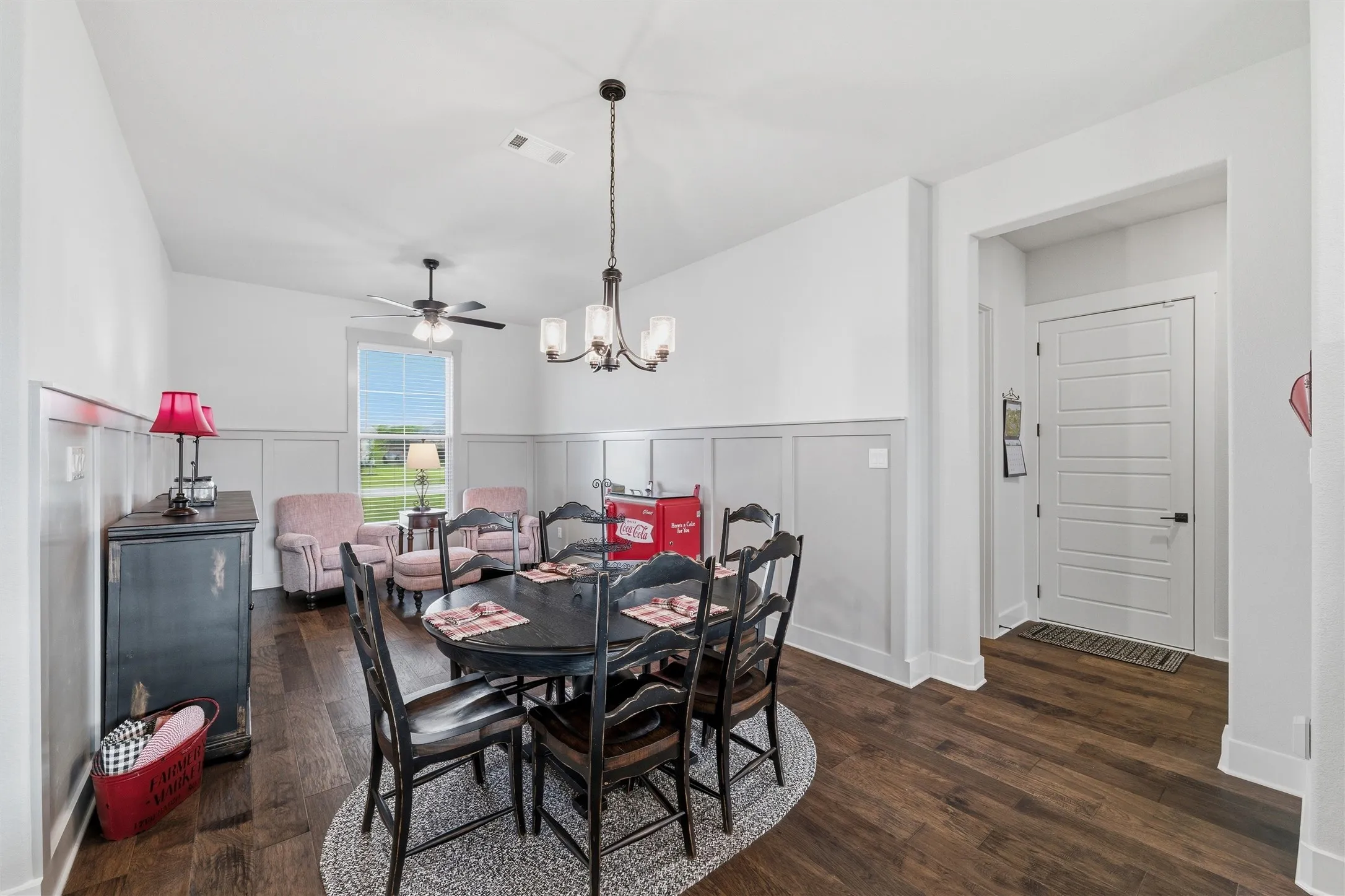 Single Family Residence For Sale in Ellis County , 133 Aiden Drive, Waxahachie, Texas 75165, 3 Bedroom, 3 Bathroom, 3 Garage spaces, 2,833 Sqft, built in 2024, mls#21292953, Real Estate Agent in Waxahachie, Homes For Sale in Ellis county, Homes For Sale in Waxahachie, Realtor in Waxahachie Texas, Real Estate Brokerage Independent Realty Texas, Luminita Cordes Realtor