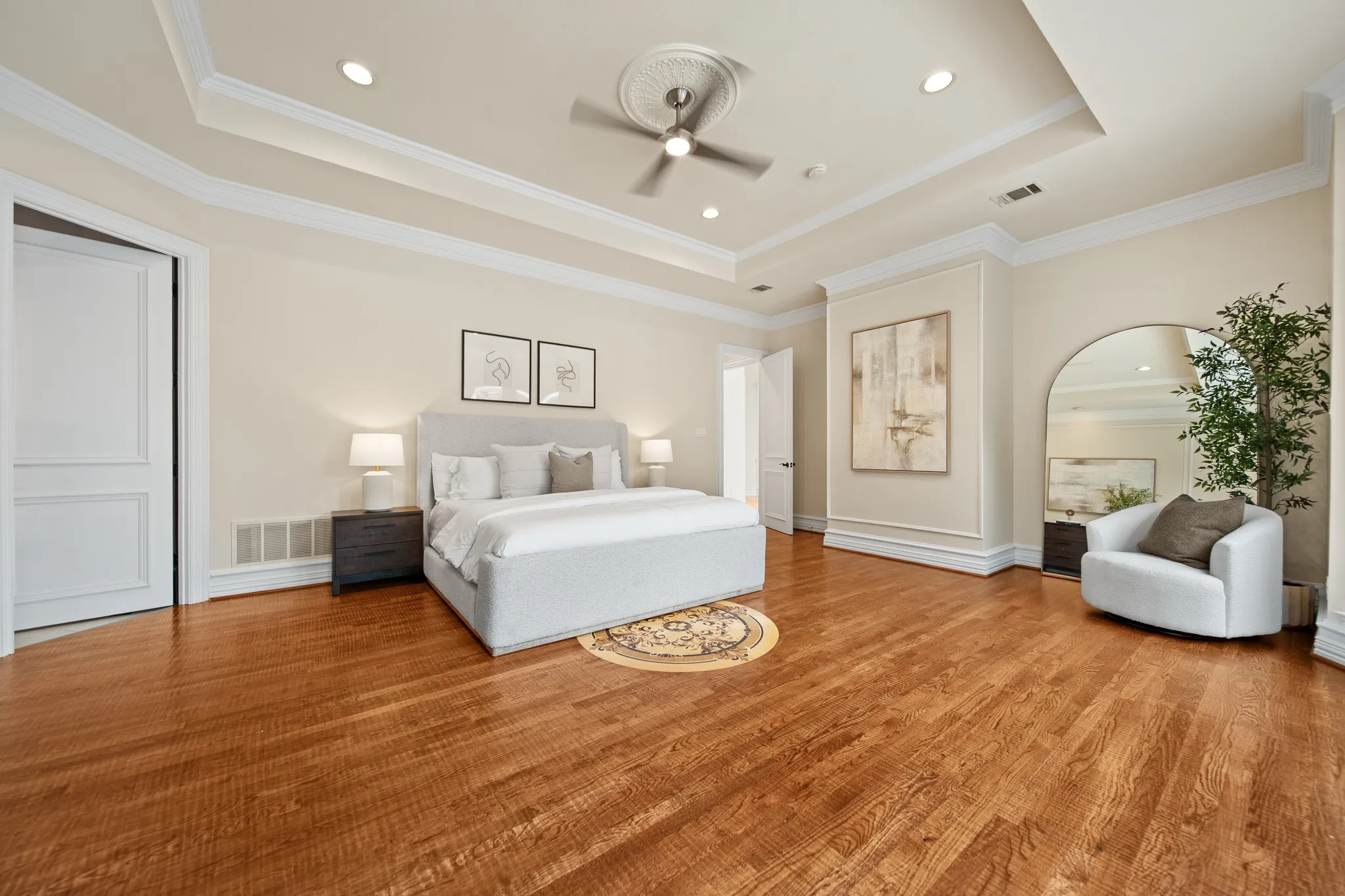 Single Family Residence For Sale in Denton County , 6420 Riverside Drive, Plano, Texas 75024, 5 Bedroom, 5 Bathroom, 3 Garage spaces, 4,926 Sqft, built in 1997, mls#21284795, Real Estate Agent in Plano, Homes For Sale in Denton county, Homes For Sale in Plano, Realtor in Plano Texas, Real Estate Brokerage Independent Realty Texas, Luminita Cordes Realtor
