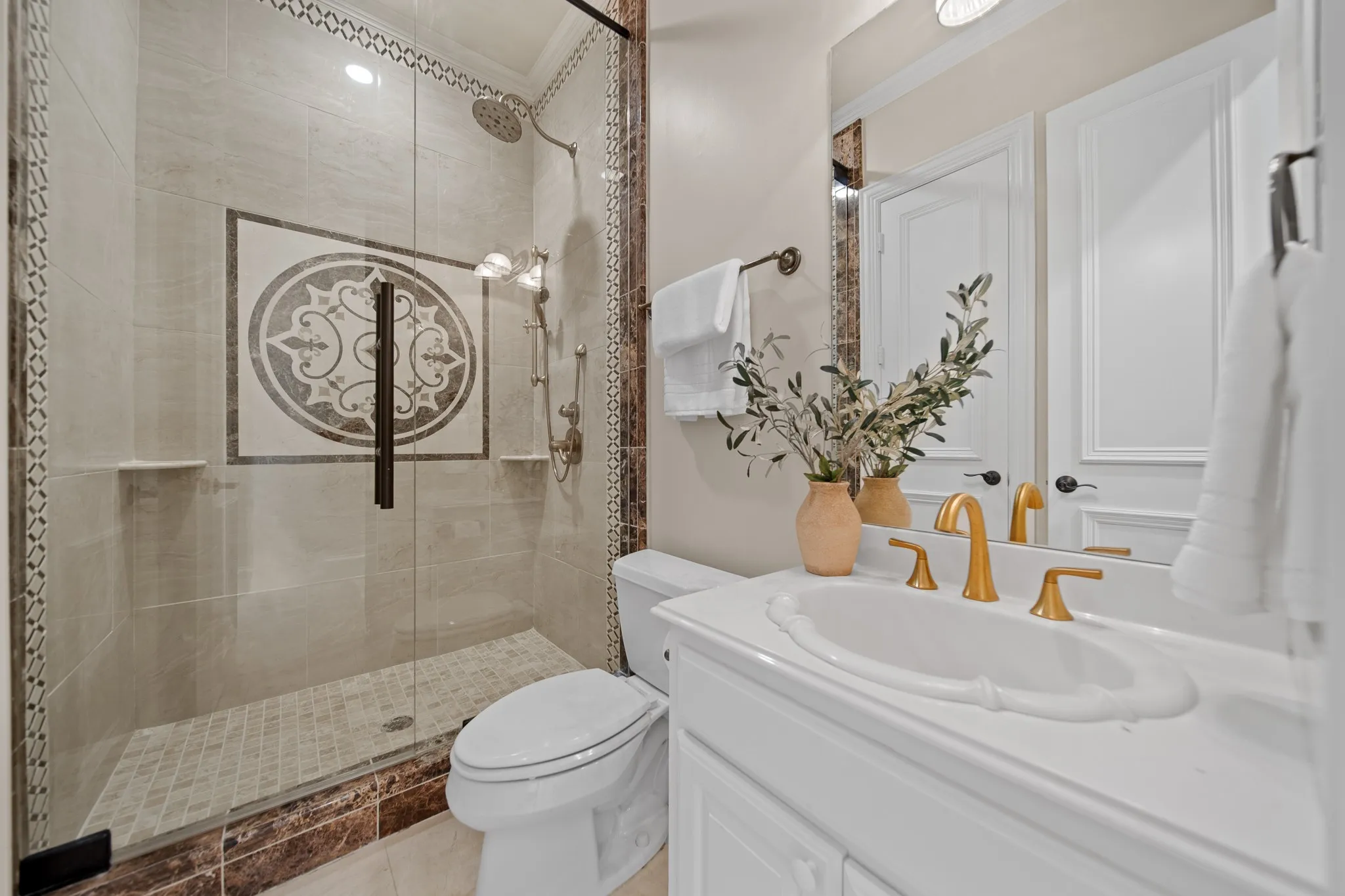 Single Family Residence For Sale in Denton County , 6420 Riverside Drive, Plano, Texas 75024, 5 Bedroom, 5 Bathroom, 3 Garage spaces, 4,926 Sqft, built in 1997, mls#21284795, Real Estate Agent in Plano, Homes For Sale in Denton county, Homes For Sale in Plano, Realtor in Plano Texas, Real Estate Brokerage Independent Realty Texas, Luminita Cordes Realtor