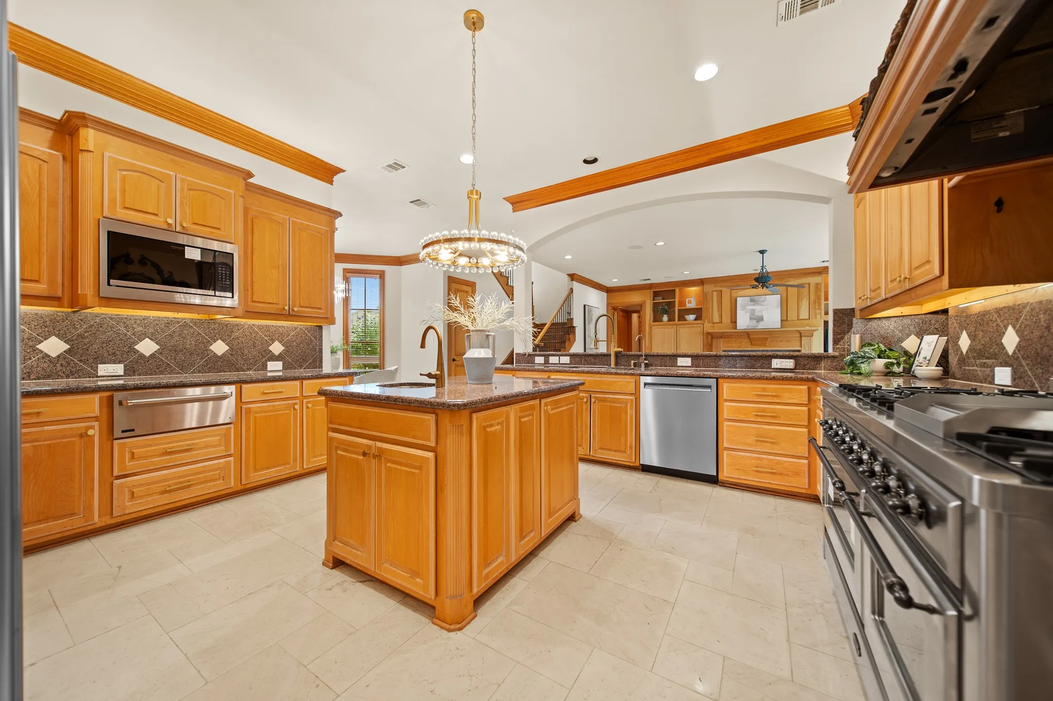 Single Family Residence For Sale in Denton County , 6420 Riverside Drive, Plano, Texas 75024, 5 Bedroom, 5 Bathroom, 3 Garage spaces, 4,926 Sqft, built in 1997, mls#21284795, Real Estate Agent in Plano, Homes For Sale in Denton county, Homes For Sale in Plano, Realtor in Plano Texas, Real Estate Brokerage Independent Realty Texas, Luminita Cordes Realtor