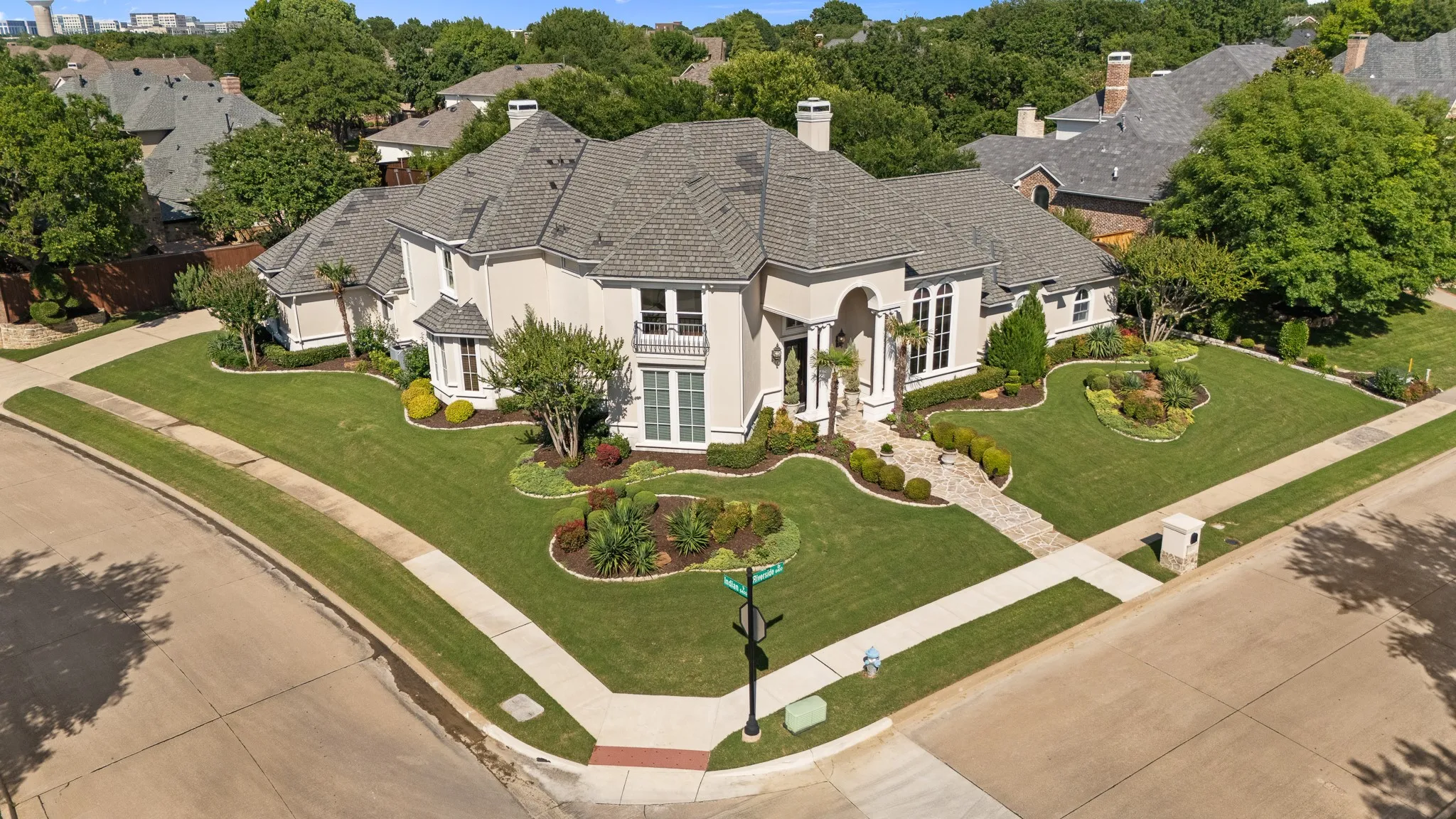 Single Family Residence For Sale in Denton County , 6420 Riverside Drive, Plano, Texas 75024, 5 Bedroom, 5 Bathroom, 3 Garage spaces, 4,926 Sqft, built in 1997, mls#21284795, Real Estate Agent in Plano, Homes For Sale in Denton county, Homes For Sale in Plano, Realtor in Plano Texas, Real Estate Brokerage Independent Realty Texas, Luminita Cordes Realtor