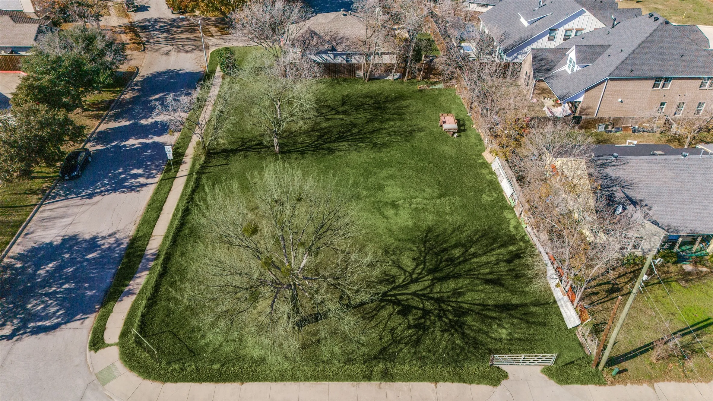 Unimproved Land For Sale in Tarrant County , 309 N Main Street, Grapevine, Texas 76051, 0, 0, Garage spaces, 0 Sqft, built in 0, mls#21293232, Real Estate Agent in Grapevine, Homes For Sale in Tarrant county, Homes For Sale in Grapevine, Realtor in Grapevine Texas, Real Estate Brokerage Independent Realty Texas, Luminita Cordes Realtor