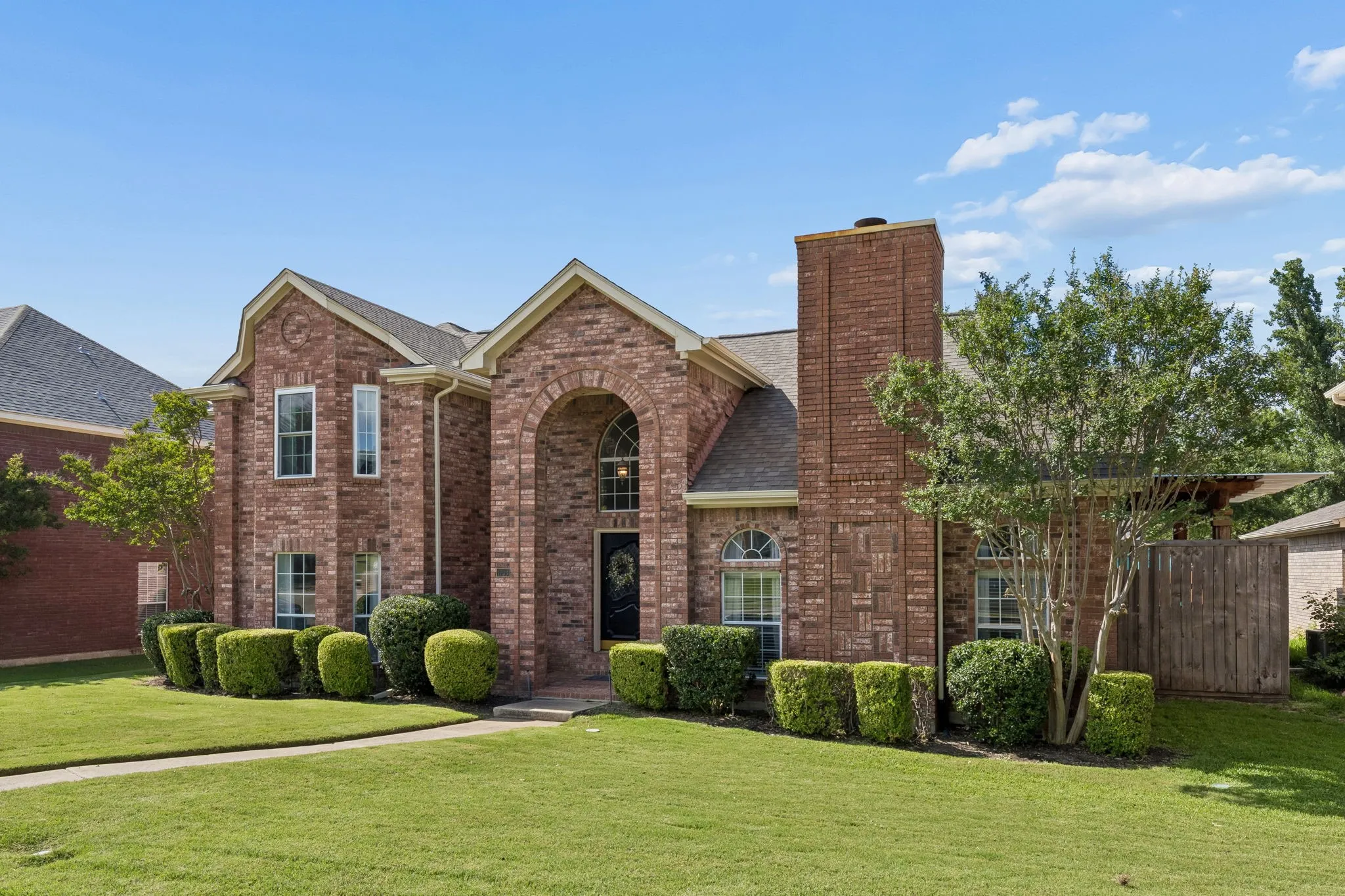 Single Family Residence For Sale in Collin County , 1733 Steamboat Drive, Plano, Texas 75025, 4 Bedroom, 3 Bathroom, 2 Garage spaces, 2,469 Sqft, built in 1988, mls#21292036, Real Estate Agent in Plano, Homes For Sale in Collin county, Homes For Sale in Plano, Realtor in Plano Texas, Real Estate Brokerage Independent Realty Texas, Luminita Cordes Realtor