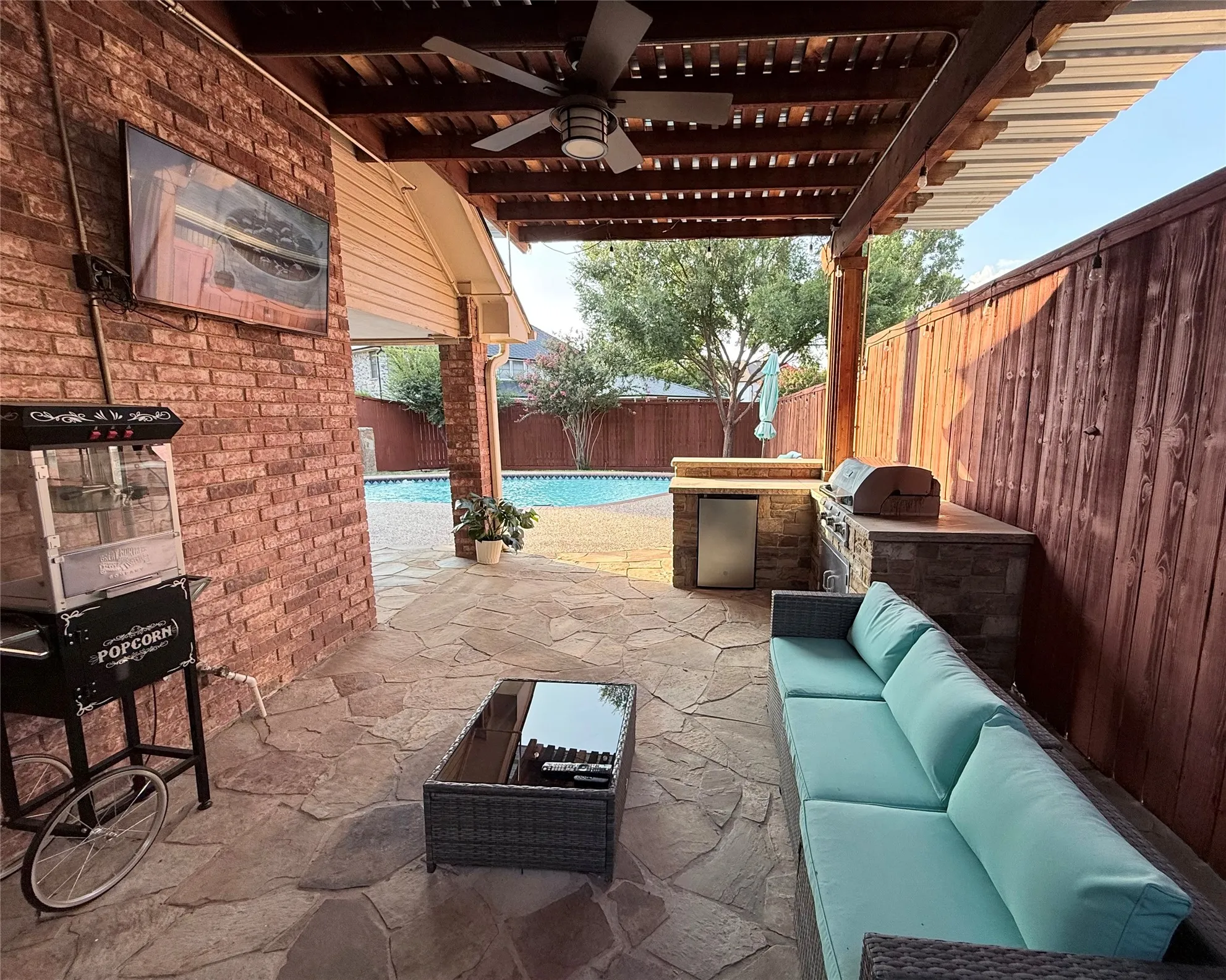 Single Family Residence For Sale in Collin County , 1733 Steamboat Drive, Plano, Texas 75025, 4 Bedroom, 3 Bathroom, 2 Garage spaces, 2,469 Sqft, built in 1988, mls#21292036, Real Estate Agent in Plano, Homes For Sale in Collin county, Homes For Sale in Plano, Realtor in Plano Texas, Real Estate Brokerage Independent Realty Texas, Luminita Cordes Realtor