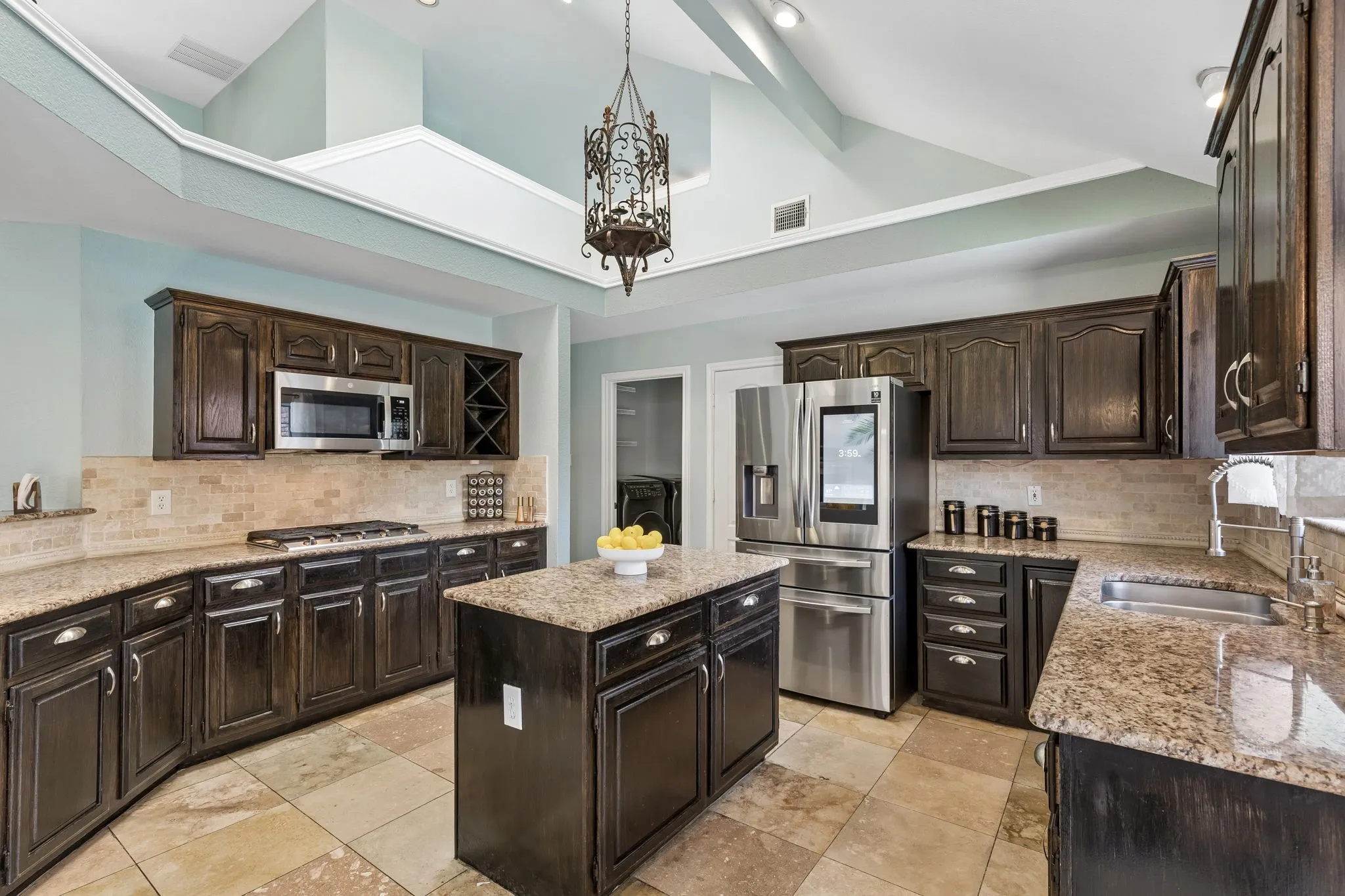 Single Family Residence For Sale in Collin County , 1733 Steamboat Drive, Plano, Texas 75025, 4 Bedroom, 3 Bathroom, 2 Garage spaces, 2,469 Sqft, built in 1988, mls#21292036, Real Estate Agent in Plano, Homes For Sale in Collin county, Homes For Sale in Plano, Realtor in Plano Texas, Real Estate Brokerage Independent Realty Texas, Luminita Cordes Realtor