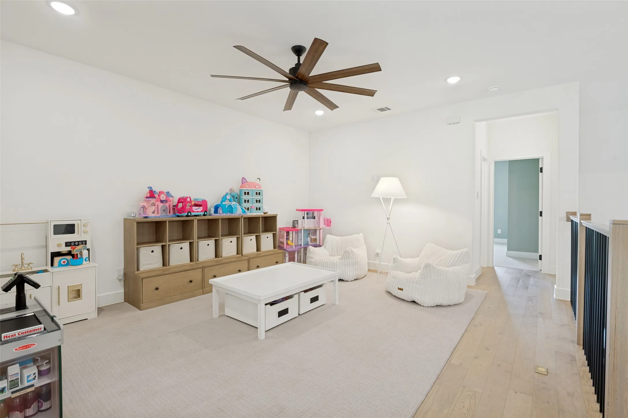 Single Family Residence For Sale in Collin County , 2096 Zaide Way, Celina, Texas 75009, 5 Bedroom, 7 Bathroom, 3 Garage spaces, 4,960 Sqft, built in 2023, mls#21292843, Real Estate Agent in Celina, Homes For Sale in Collin county, Homes For Sale in Celina, Realtor in Celina Texas, Real Estate Brokerage Independent Realty Texas, Luminita Cordes Realtor