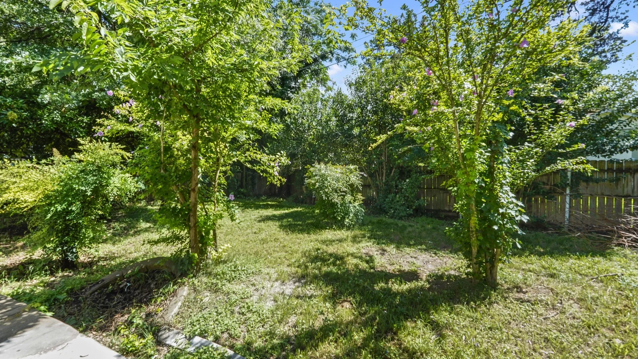 Single Family Residence For Sale in Mc Lennan County , 4600 Robinwood Drive, Waco, Texas 76708, 3 Bedroom, 2 Bathroom, 2 Garage spaces, 1,680 Sqft, built in 1958, mls#21293251, Real Estate Agent in Waco, Homes For Sale in Mc Lennan county, Homes For Sale in Waco, Realtor in Waco Texas, Real Estate Brokerage Independent Realty Texas, Luminita Cordes Realtor