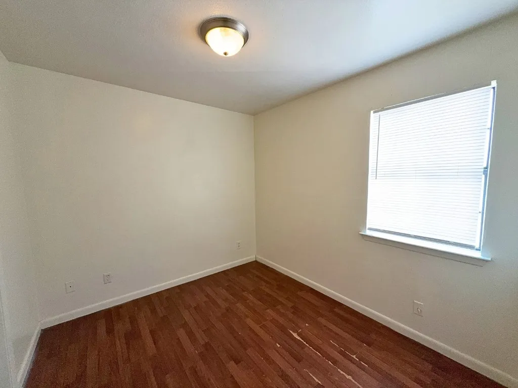 Apartment For Rent in Collin County , 807 W Walnut Street W C2, Celina, Texas 75009, 2 Bedroom, 2 Bathroom, Garage spaces, 887 Sqft, built in 1985, mls#21293261, Real Estate Agent in Celina, Homes For Rent in Collin county, Homes For Rent in Celina, Realtor in Celina Texas, Real Estate Brokerage Independent Realty Texas, Luminita Cordes Realtor