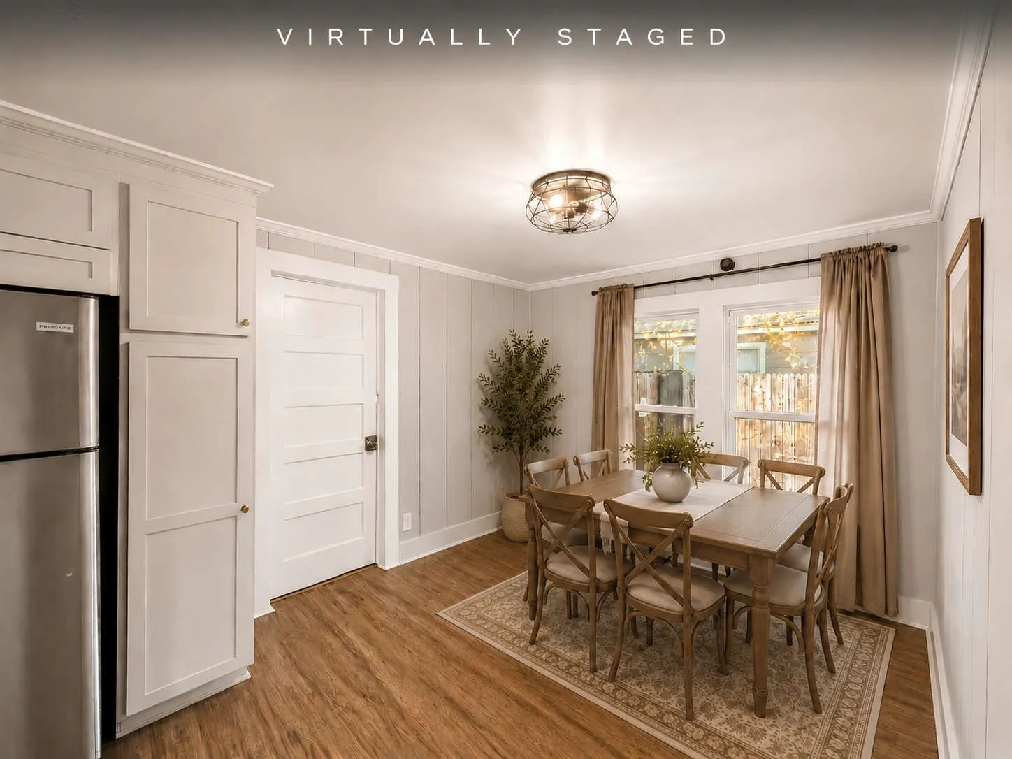 Single Family Residence For Sale in Tarrant County , 2401 Lillian Street, Fort Worth, Texas 76111, 2 Bedroom, 1 Bathroom, 2 Garage spaces, 937 Sqft, built in 1925, mls#21293263, Real Estate Agent in Fort Worth, Homes For Sale in Tarrant county, Homes For Sale in Fort Worth, Realtor in Fort Worth Texas, Real Estate Brokerage Independent Realty Texas, Luminita Cordes Realtor