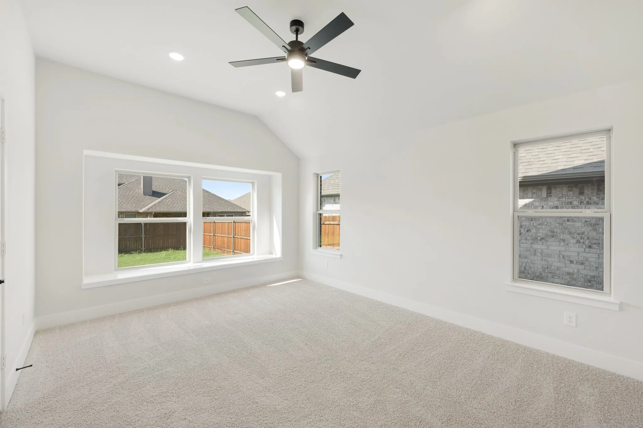 Single Family Residence For Sale in Johnson County , 1040 Snowy Owl Drive, Alvarado, Texas 76009, 5 Bedroom, 4 Bathroom, 2 Garage spaces, 2,838 Sqft, built in 2026, mls#21293269, Real Estate Agent in Alvarado, Homes For Sale in Johnson county, Homes For Sale in Alvarado, Realtor in Alvarado Texas, Real Estate Brokerage Independent Realty Texas, Luminita Cordes Realtor