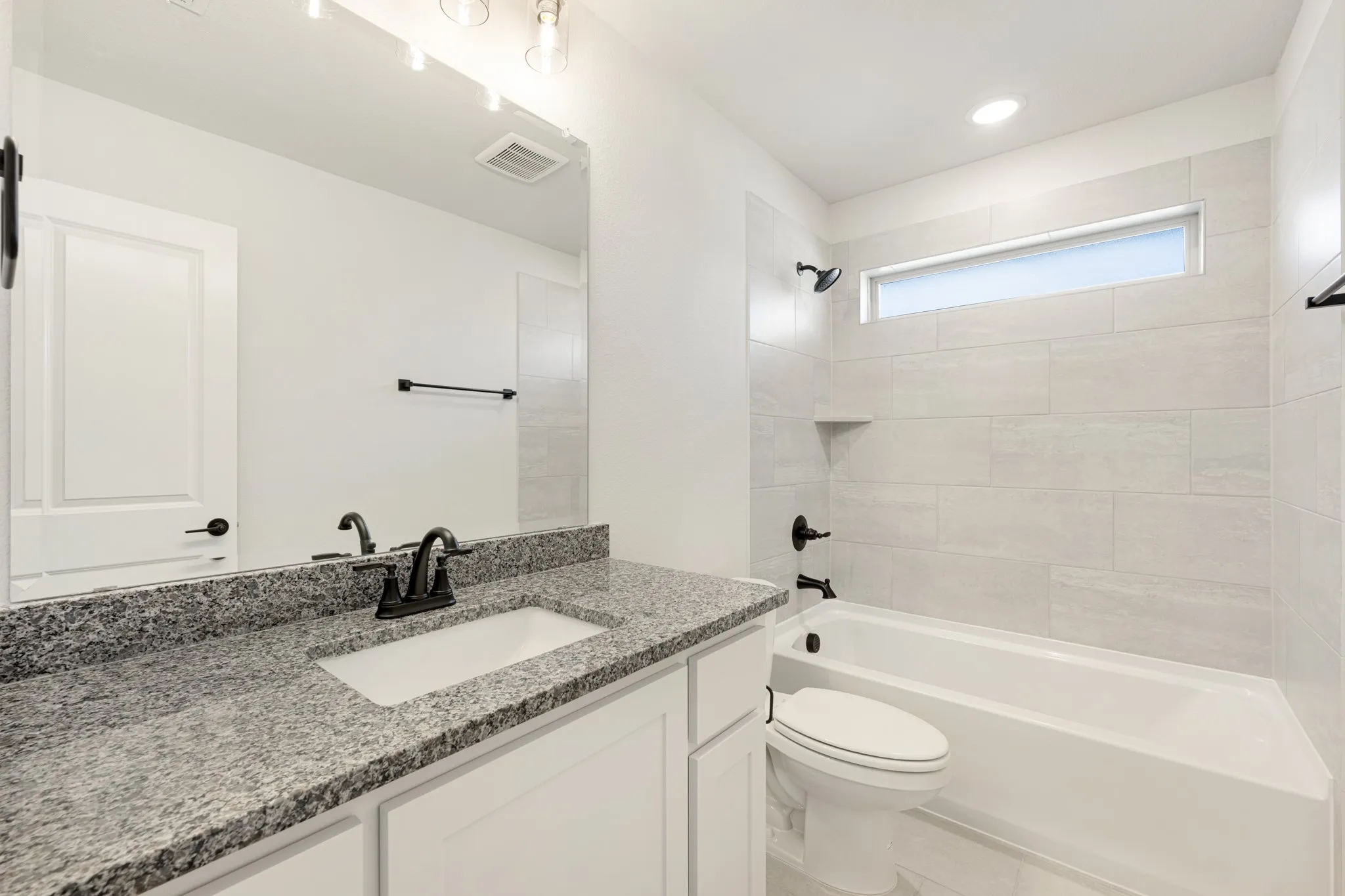 Single Family Residence For Sale in Johnson County , 1040 Snowy Owl Drive, Alvarado, Texas 76009, 5 Bedroom, 4 Bathroom, 2 Garage spaces, 2,838 Sqft, built in 2026, mls#21293269, Real Estate Agent in Alvarado, Homes For Sale in Johnson county, Homes For Sale in Alvarado, Realtor in Alvarado Texas, Real Estate Brokerage Independent Realty Texas, Luminita Cordes Realtor