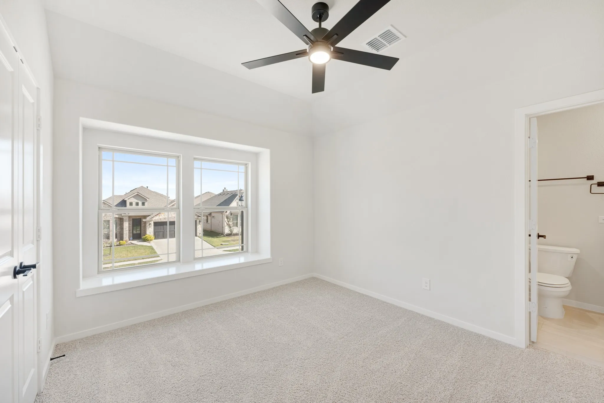 Single Family Residence For Sale in Johnson County , 1040 Snowy Owl Drive, Alvarado, Texas 76009, 5 Bedroom, 4 Bathroom, 2 Garage spaces, 2,838 Sqft, built in 2026, mls#21293269, Real Estate Agent in Alvarado, Homes For Sale in Johnson county, Homes For Sale in Alvarado, Realtor in Alvarado Texas, Real Estate Brokerage Independent Realty Texas, Luminita Cordes Realtor