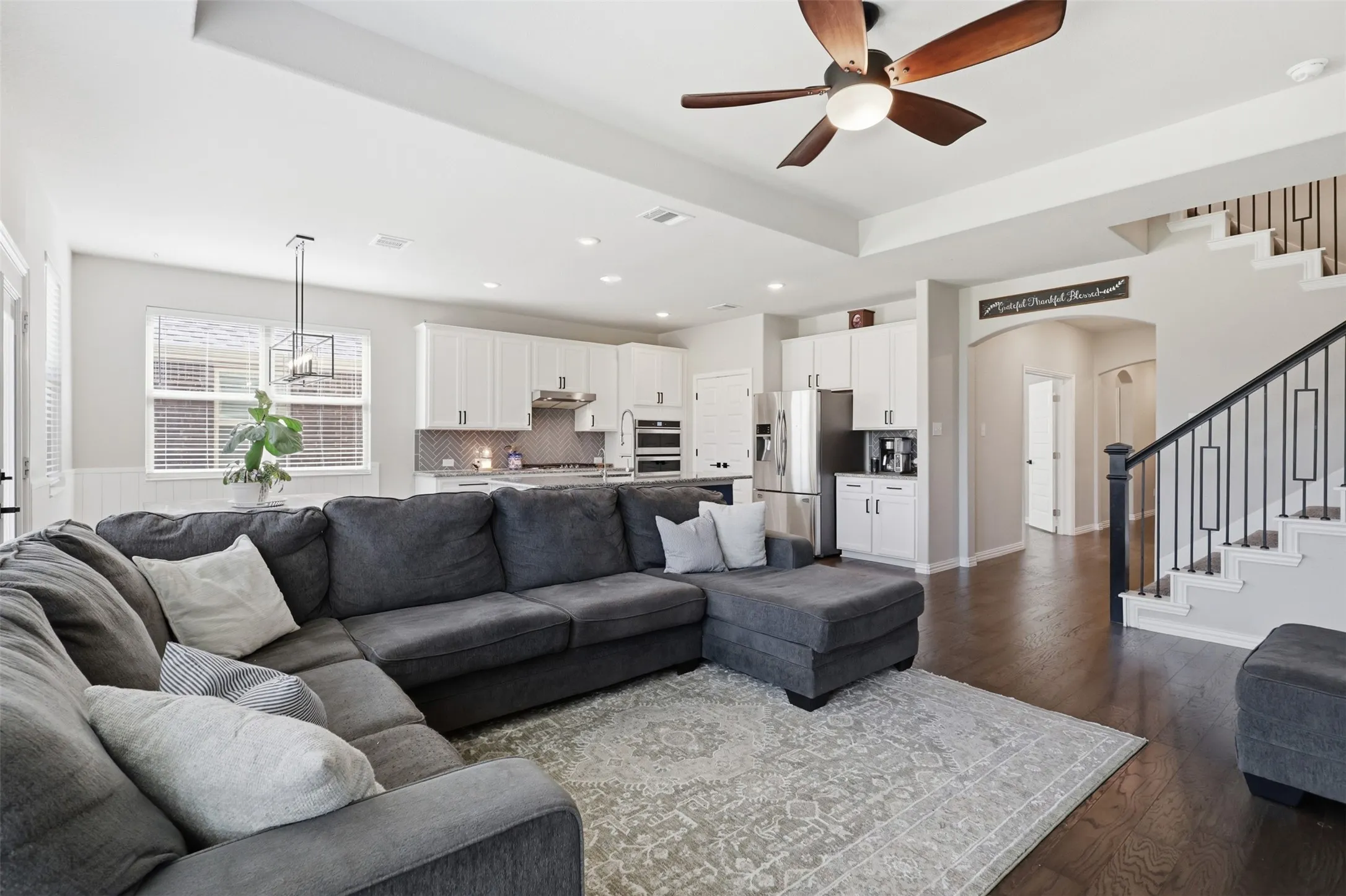 Single Family Residence For Sale in Denton County , 6127 Heron Drive, Celina, Texas 76227, 5 Bedroom, 3 Bathroom, 2 Garage spaces, 2,397 Sqft, built in 2019, mls#21293274, Real Estate Agent in Celina, Homes For Sale in Denton county, Homes For Sale in Celina, Realtor in Celina Texas, Real Estate Brokerage Independent Realty Texas, Luminita Cordes Realtor