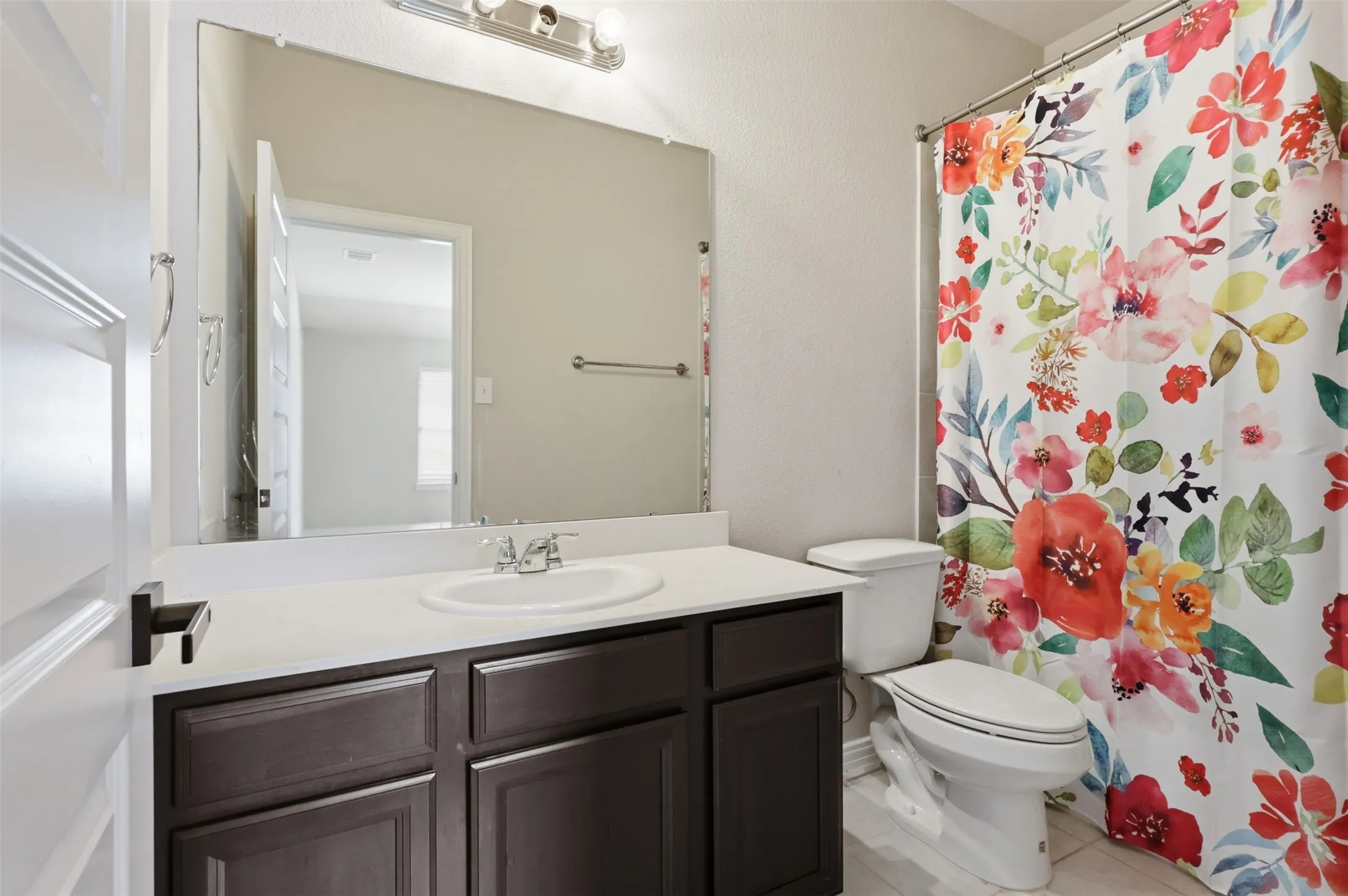Single Family Residence For Sale in Denton County , 6127 Heron Drive, Celina, Texas 76227, 5 Bedroom, 3 Bathroom, 2 Garage spaces, 2,397 Sqft, built in 2019, mls#21293274, Real Estate Agent in Celina, Homes For Sale in Denton county, Homes For Sale in Celina, Realtor in Celina Texas, Real Estate Brokerage Independent Realty Texas, Luminita Cordes Realtor
