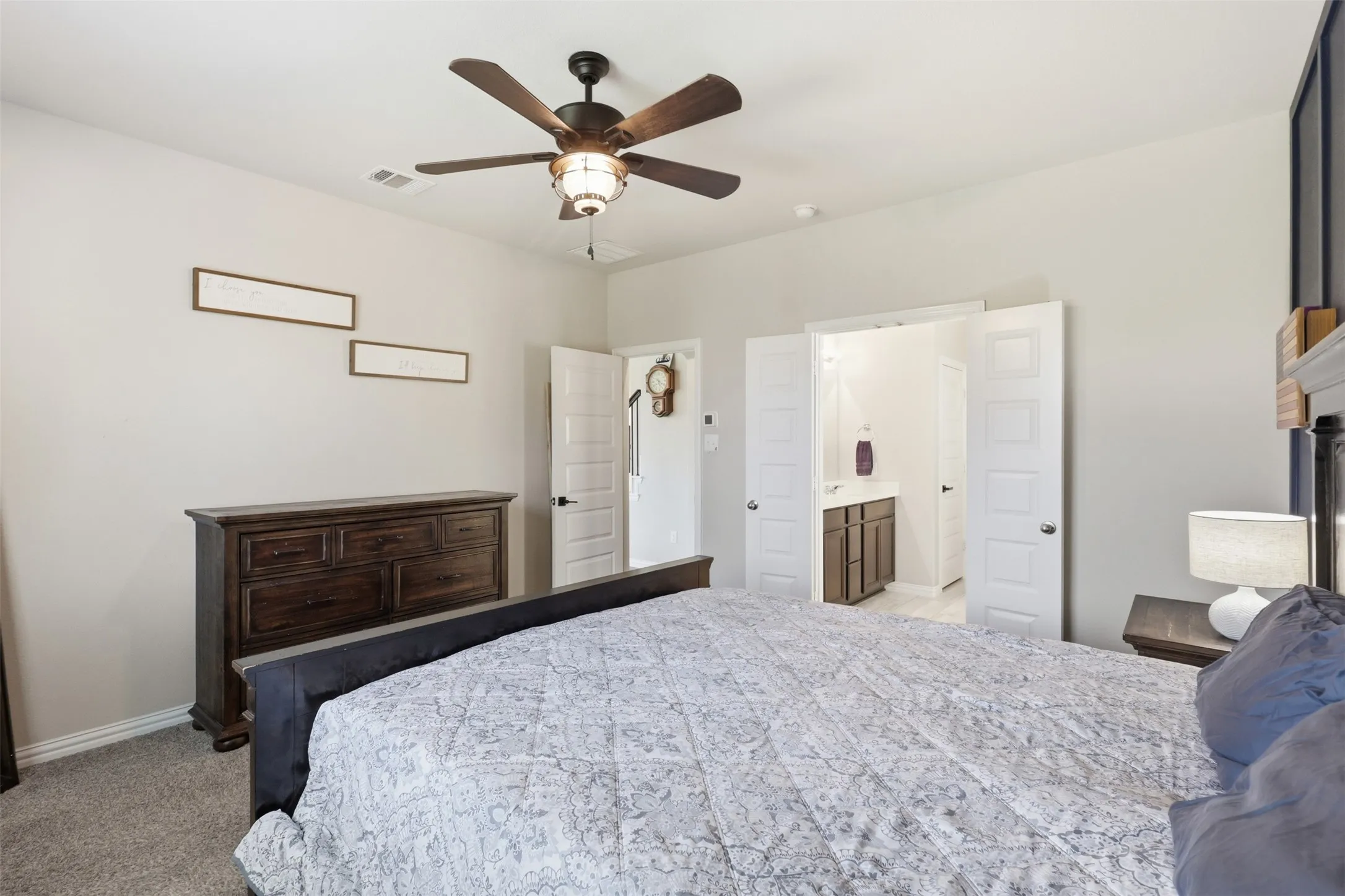 Single Family Residence For Sale in Denton County , 6127 Heron Drive, Celina, Texas 76227, 5 Bedroom, 3 Bathroom, 2 Garage spaces, 2,397 Sqft, built in 2019, mls#21293274, Real Estate Agent in Celina, Homes For Sale in Denton county, Homes For Sale in Celina, Realtor in Celina Texas, Real Estate Brokerage Independent Realty Texas, Luminita Cordes Realtor