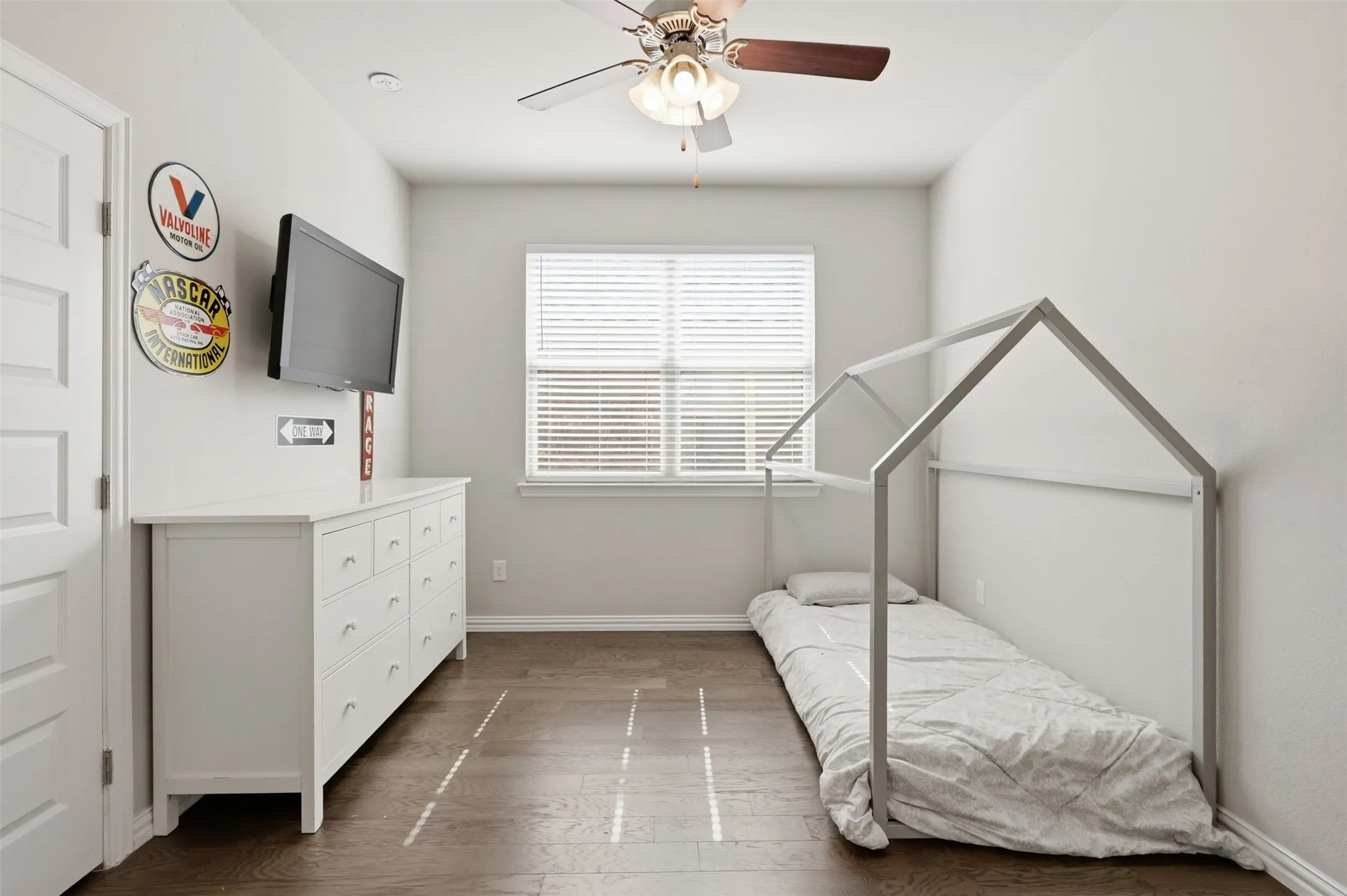 Office/Bedroom/Playroom
