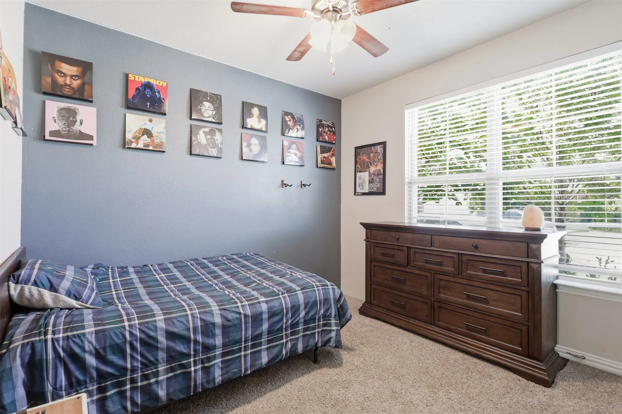 Single Family Residence For Sale in Denton County , 6127 Heron Drive, Celina, Texas 76227, 5 Bedroom, 3 Bathroom, 2 Garage spaces, 2,397 Sqft, built in 2019, mls#21293274, Real Estate Agent in Celina, Homes For Sale in Denton county, Homes For Sale in Celina, Realtor in Celina Texas, Real Estate Brokerage Independent Realty Texas, Luminita Cordes Realtor