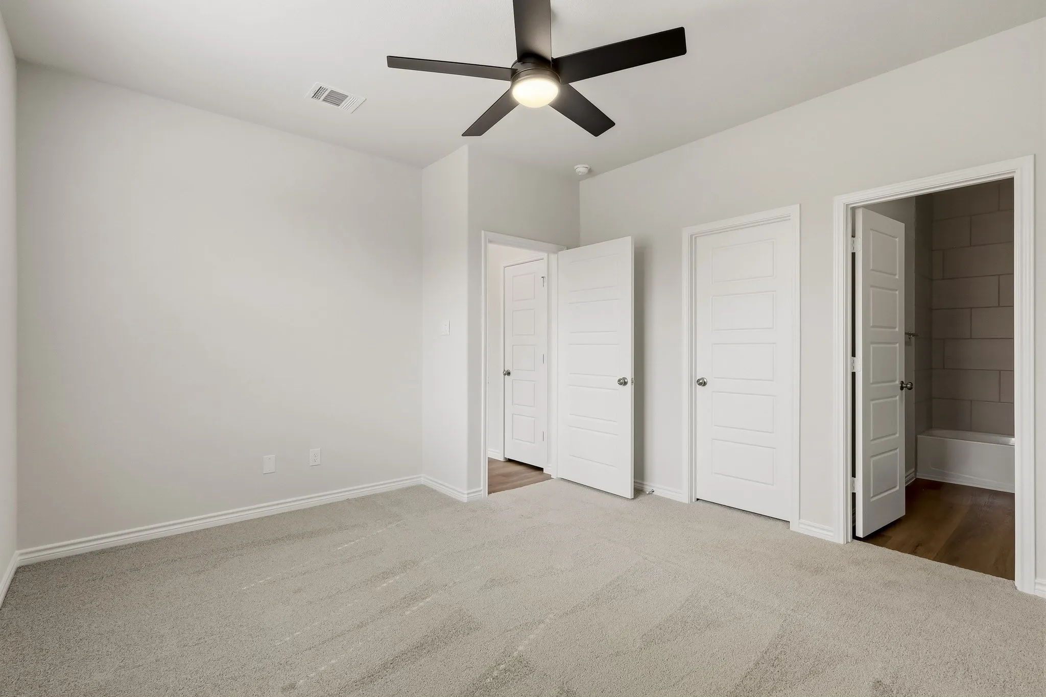 Single Family Residence For Sale in Ellis County , 1709 Romans Road, Ennis, Texas 75119, 4 Bedroom, 3 Bathroom, 2 Garage spaces, 1,745 Sqft, built in 2026, mls#21293259, Real Estate Agent in Ennis, Homes For Sale in Ellis county, Homes For Sale in Ennis, Realtor in Ennis Texas, Real Estate Brokerage Independent Realty Texas, Luminita Cordes Realtor