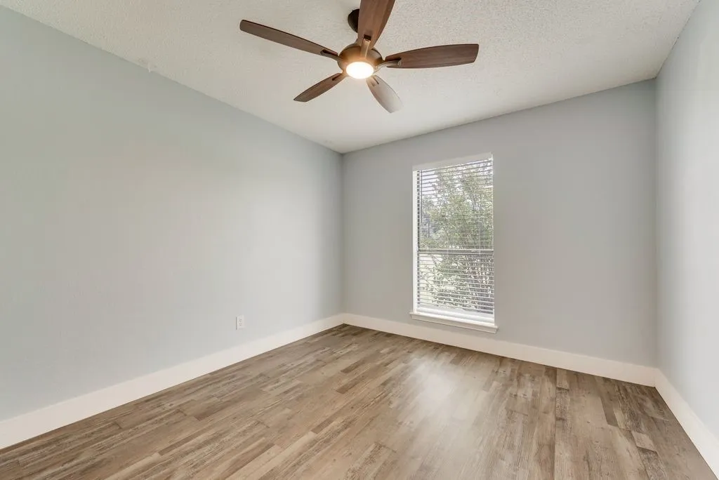 Single Family Residence For Sale in Dallas County , 3517 Sachse Road, Sachse, Texas 75048, 3 Bedroom, 3 Bathroom, 2 Garage spaces, 1,951 Sqft, built in 1984, mls#21283075, Real Estate Agent in Sachse, Homes For Sale in Dallas county, Homes For Sale in Sachse, Realtor in Sachse Texas, Real Estate Brokerage Independent Realty Texas, Luminita Cordes Realtor