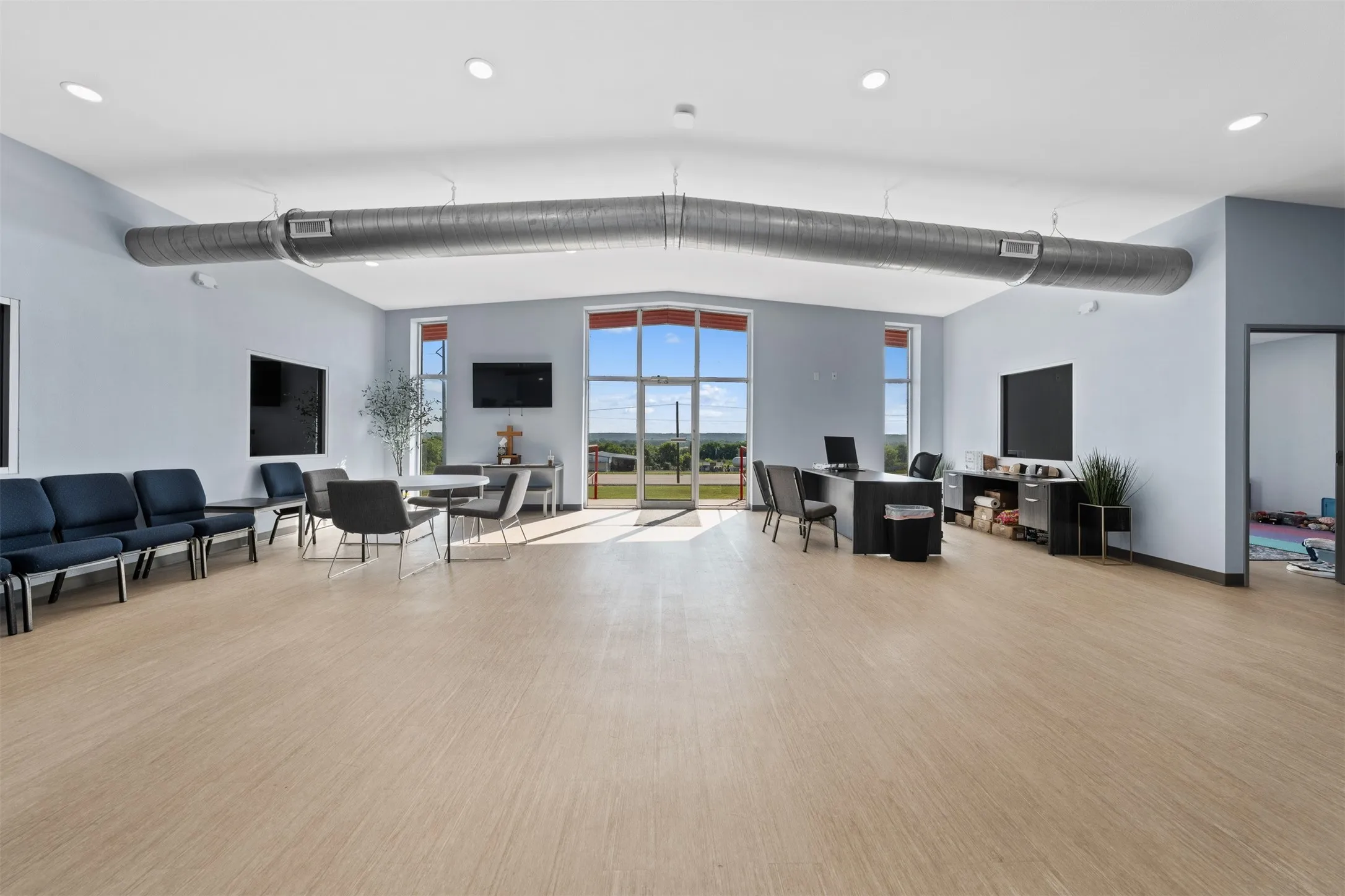 Business For Sale in Bosque County , 4159 S HWY 6, Clifton, Texas 76634, 0, 0, Garage spaces, 16,000 Sqft, built in 1965, mls#21291433, Real Estate Agent in Clifton, Homes For Sale in Bosque county, Homes For Sale in Clifton, Realtor in Clifton Texas, Real Estate Brokerage Independent Realty Texas, Luminita Cordes Realtor