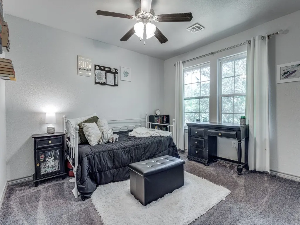 Single Family Residence For Sale in Cooke County , 203 Pueblo Drive, Lake Kiowa, Texas 76240, 4 Bedrooms, 4 Bathrooms, 3 Garage spaces, 3,345 Sqft, built in 2020, Price $674,000, mls#21291599, Real Estate Agent in Lake Kiowa, Homes For Sale in Cooke county, Homes For Sale in Lake Kiowa, Realtor in Lake Kiowa Texas, Real Estate Brokerage Independent Realty Texas, Luminita Cordes Realtor