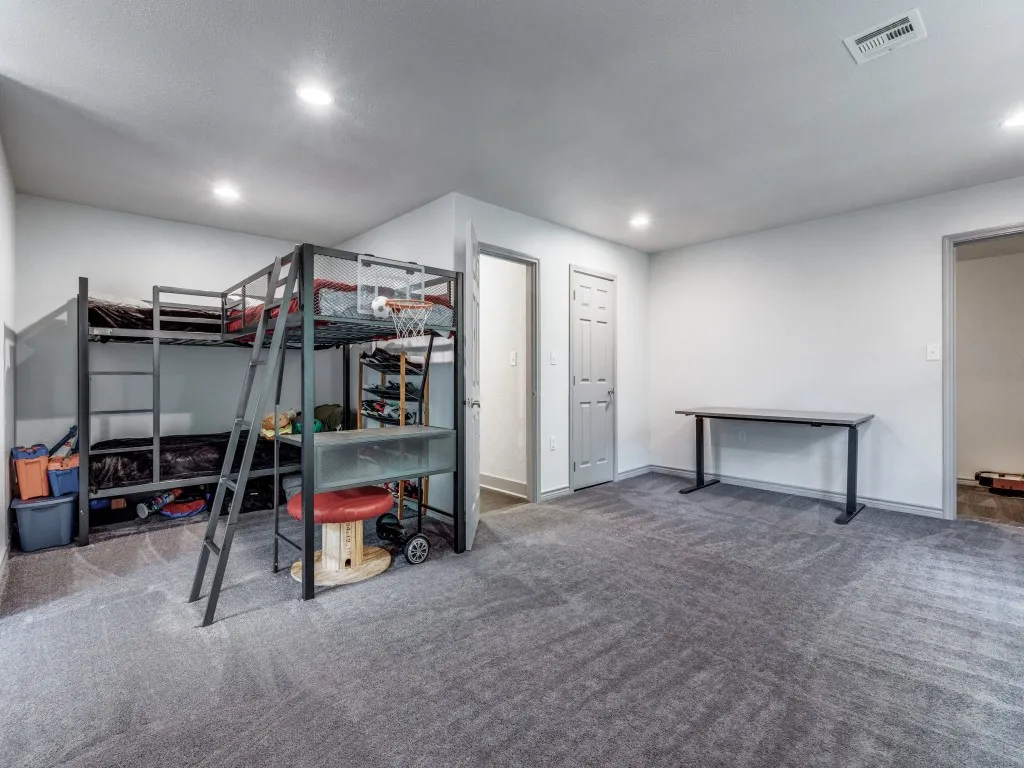 Single Family Residence For Sale in Cooke County , 203 Pueblo Drive, Lake Kiowa, Texas 76240, 4 Bedrooms, 4 Bathrooms, 3 Garage spaces, 3,345 Sqft, built in 2020, Price $674,000, mls#21291599, Real Estate Agent in Lake Kiowa, Homes For Sale in Cooke county, Homes For Sale in Lake Kiowa, Realtor in Lake Kiowa Texas, Real Estate Brokerage Independent Realty Texas, Luminita Cordes Realtor