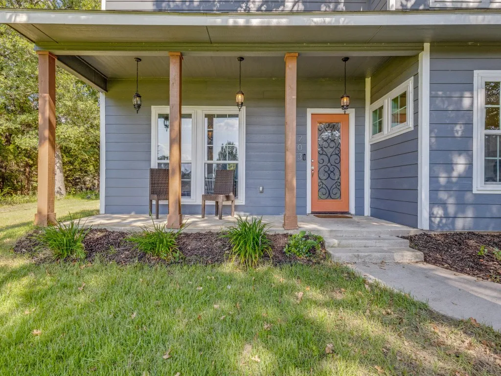 Single Family Residence For Sale in Cooke County , 203 Pueblo Drive, Lake Kiowa, Texas 76240, 4 Bedrooms, 4 Bathrooms, 3 Garage spaces, 3,345 Sqft, built in 2020, Price $674,000, mls#21291599, Real Estate Agent in Lake Kiowa, Homes For Sale in Cooke county, Homes For Sale in Lake Kiowa, Realtor in Lake Kiowa Texas, Real Estate Brokerage Independent Realty Texas, Luminita Cordes Realtor
