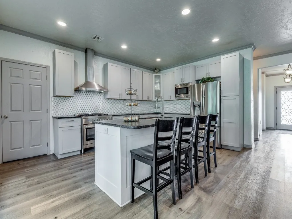 Single Family Residence For Sale in Cooke County , 203 Pueblo Drive, Lake Kiowa, Texas 76240, 4 Bedrooms, 4 Bathrooms, 3 Garage spaces, 3,345 Sqft, built in 2020, Price $674,000, mls#21291599, Real Estate Agent in Lake Kiowa, Homes For Sale in Cooke county, Homes For Sale in Lake Kiowa, Realtor in Lake Kiowa Texas, Real Estate Brokerage Independent Realty Texas, Luminita Cordes Realtor