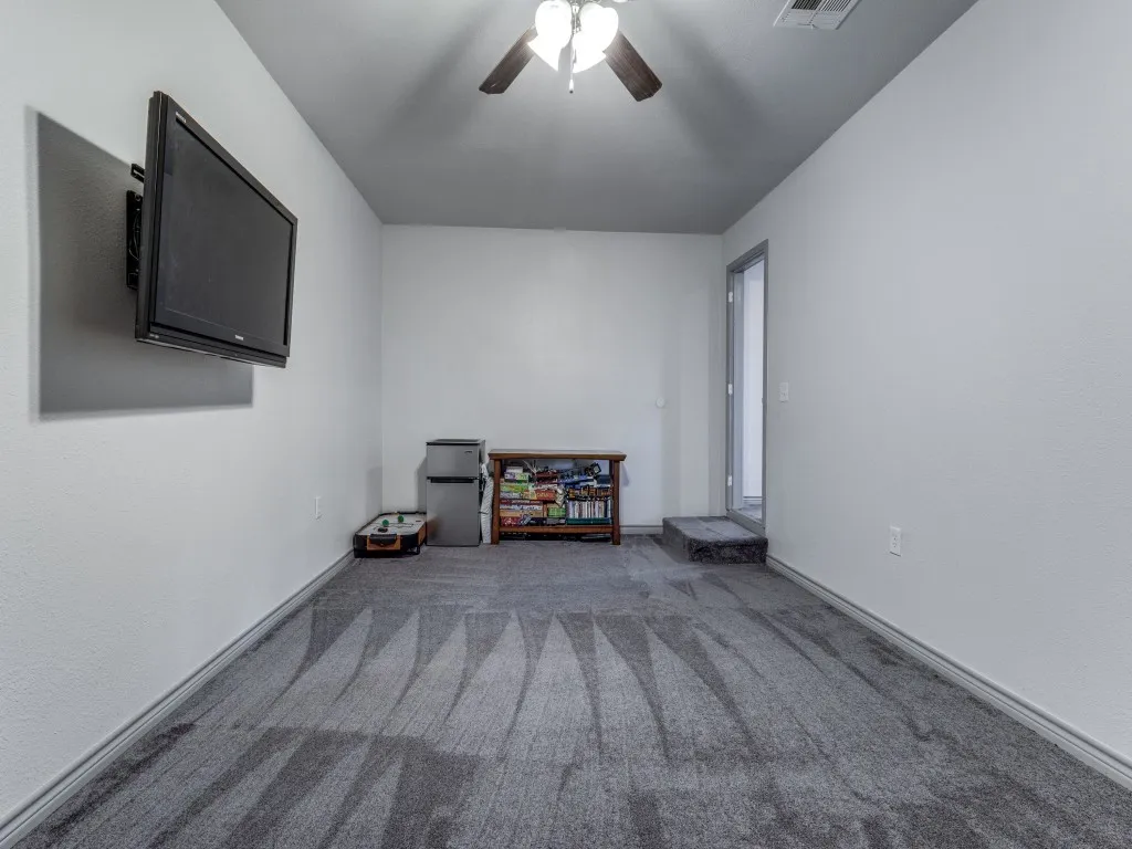 Single Family Residence For Sale in Cooke County , 203 Pueblo Drive, Lake Kiowa, Texas 76240, 4 Bedrooms, 4 Bathrooms, 3 Garage spaces, 3,345 Sqft, built in 2020, Price $674,000, mls#21291599, Real Estate Agent in Lake Kiowa, Homes For Sale in Cooke county, Homes For Sale in Lake Kiowa, Realtor in Lake Kiowa Texas, Real Estate Brokerage Independent Realty Texas, Luminita Cordes Realtor