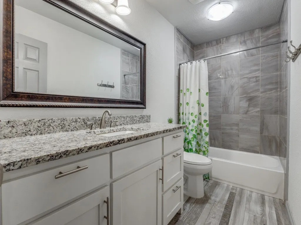 Single Family Residence For Sale in Cooke County , 203 Pueblo Drive, Lake Kiowa, Texas 76240, 4 Bedrooms, 4 Bathrooms, 3 Garage spaces, 3,345 Sqft, built in 2020, Price $674,000, mls#21291599, Real Estate Agent in Lake Kiowa, Homes For Sale in Cooke county, Homes For Sale in Lake Kiowa, Realtor in Lake Kiowa Texas, Real Estate Brokerage Independent Realty Texas, Luminita Cordes Realtor