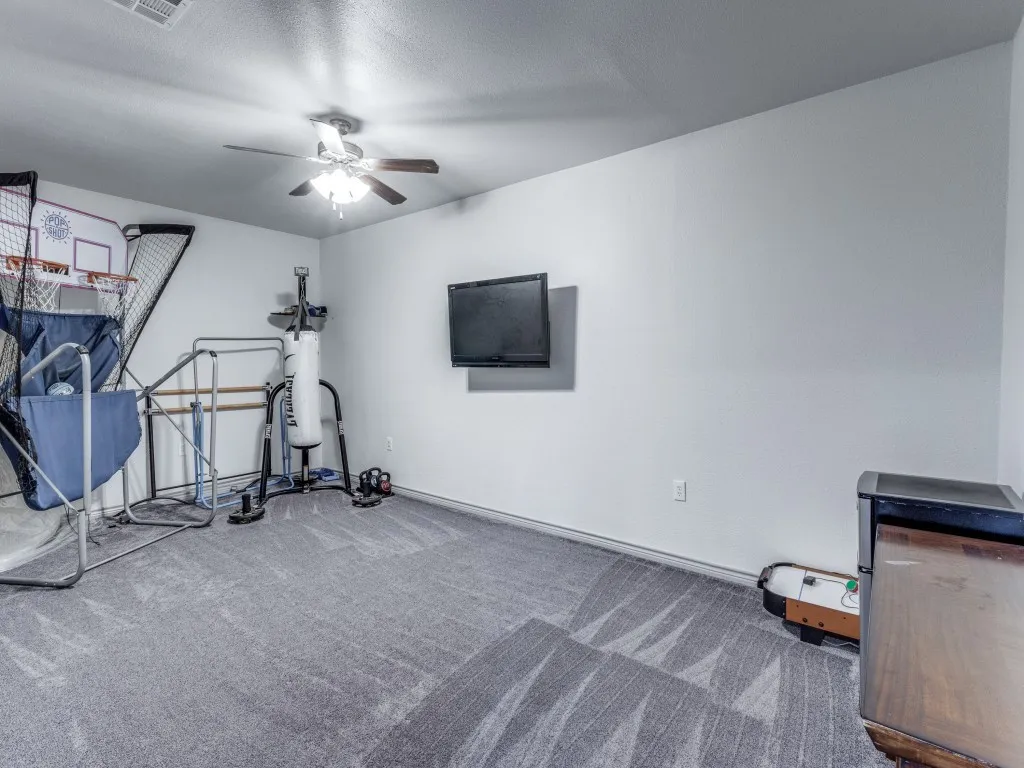 Single Family Residence For Sale in Cooke County , 203 Pueblo Drive, Lake Kiowa, Texas 76240, 4 Bedrooms, 4 Bathrooms, 3 Garage spaces, 3,345 Sqft, built in 2020, Price $674,000, mls#21291599, Real Estate Agent in Lake Kiowa, Homes For Sale in Cooke county, Homes For Sale in Lake Kiowa, Realtor in Lake Kiowa Texas, Real Estate Brokerage Independent Realty Texas, Luminita Cordes Realtor