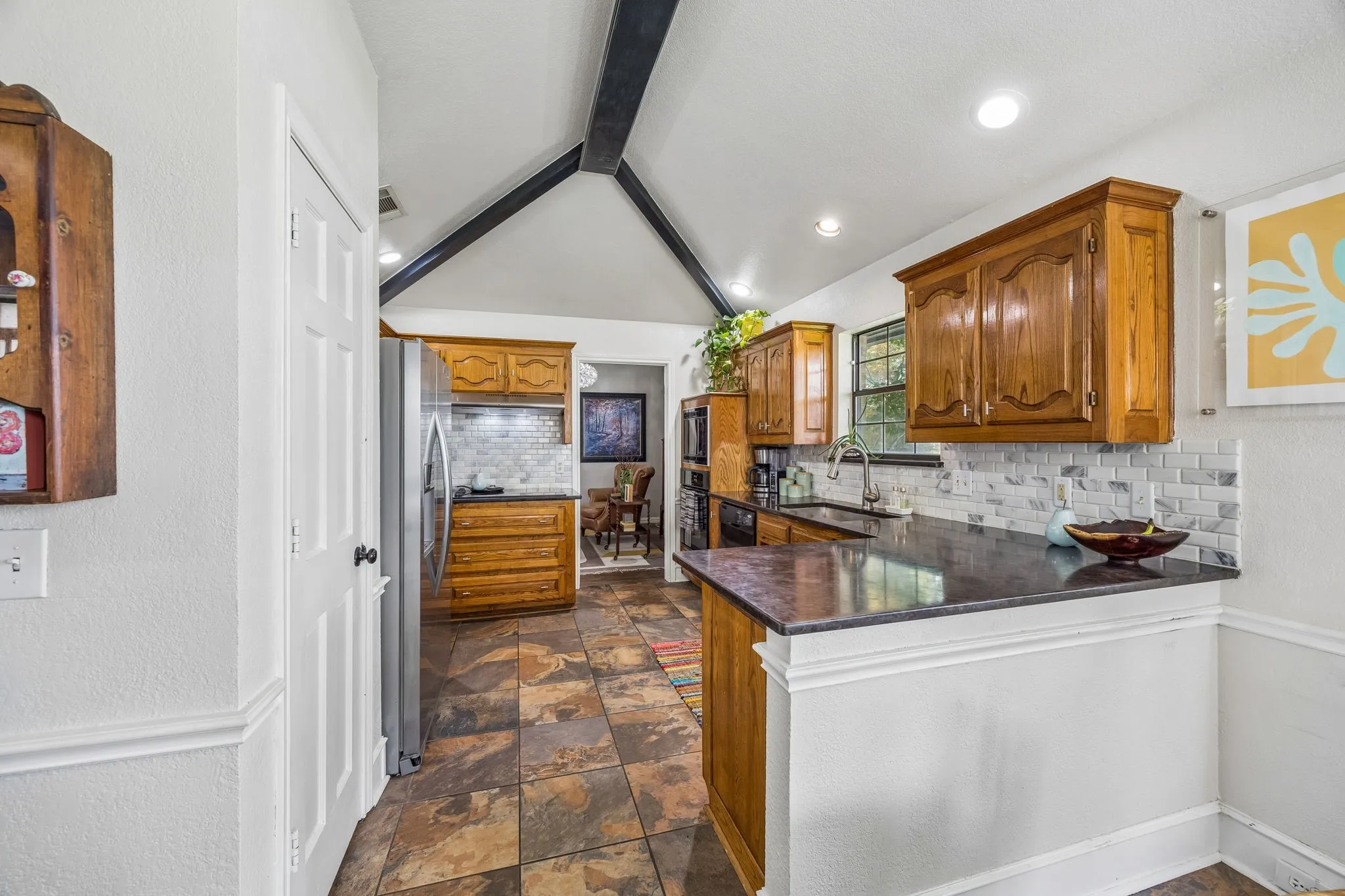 Single Family Residence For Sale in Collin County , 3517 Nova Trail, Plano, Texas 75023, 3 Bedroom, 2 Bathroom, 2 Garage spaces, 2,063 Sqft, built in 1984, mls#21292897, Real Estate Agent in Plano, Homes For Sale in Collin county, Homes For Sale in Plano, Realtor in Plano Texas, Real Estate Brokerage Independent Realty Texas, Luminita Cordes Realtor