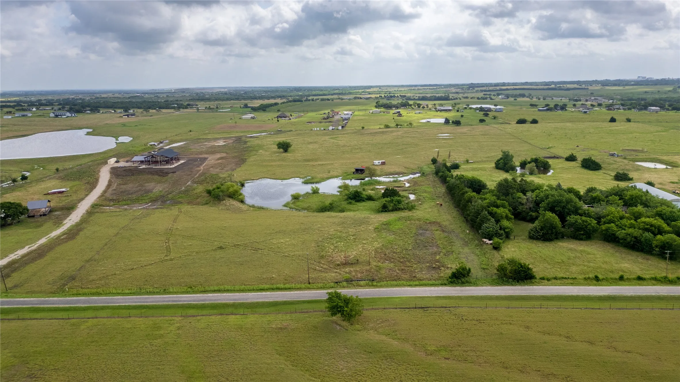Unimproved Land For Sale in Ellis County , 340 Stevens Road, Ennis, Texas 75119, 0, 0, Garage spaces, 0 Sqft, built in 0, Price $650,000, mls#21293223, Real Estate Agent in Ennis, Homes For Sale in Ellis county, Homes For Sale in Ennis, Realtor in Ennis Texas, Real Estate Brokerage Independent Realty Texas, Luminita Cordes Realtor