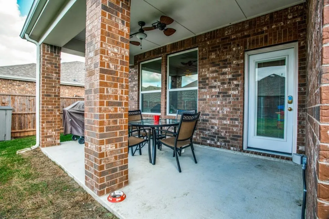 Single Family Residence For Rent in Denton County , 1905 Ranch Trail Road, Aubrey, Texas 76227, 3 Bedroom, 2 Bathroom, 2 Garage spaces, 1,849 Sqft, built in 2016, mls#21291807, Real Estate Agent in Aubrey, Homes For Rent in Denton county, Homes For Rent in Aubrey, Realtor in Aubrey Texas, Real Estate Brokerage Independent Realty Texas, Luminita Cordes Realtor