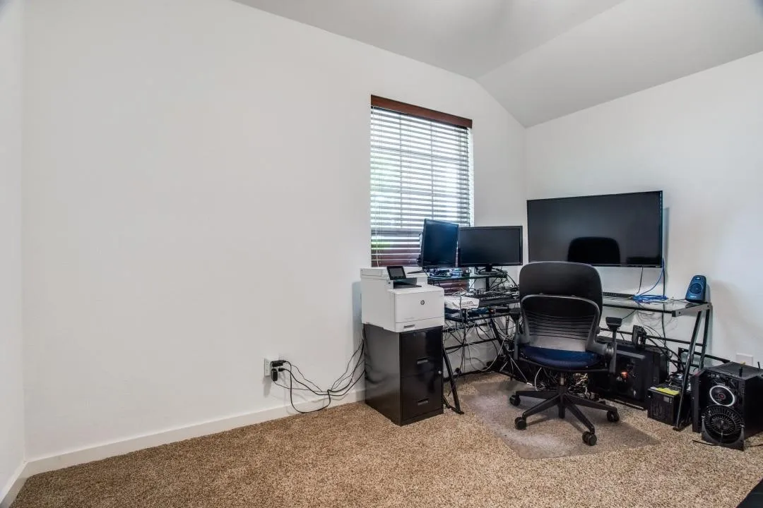 Single Family Residence For Rent in Denton County , 1905 Ranch Trail Road, Aubrey, Texas 76227, 3 Bedroom, 2 Bathroom, 2 Garage spaces, 1,849 Sqft, built in 2016, mls#21291807, Real Estate Agent in Aubrey, Homes For Rent in Denton county, Homes For Rent in Aubrey, Realtor in Aubrey Texas, Real Estate Brokerage Independent Realty Texas, Luminita Cordes Realtor