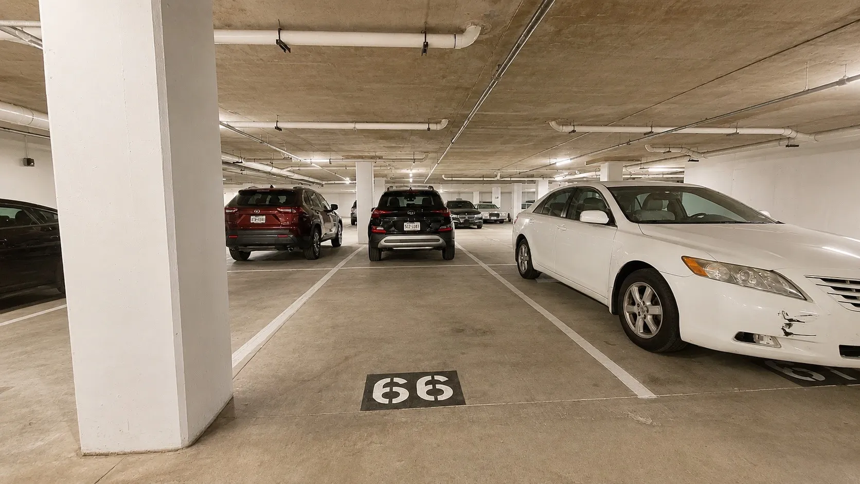 Condominium For Sale in Dallas County , 3400 Welborn Street 111, Dallas, Texas 75219, 1 Bedroom, 1 Bathroom, 1 Garage spaces, 890 Sqft, built in 1998, mls#21291189, Real Estate Agent in Dallas, Homes For Sale in Dallas county, Homes For Sale in Dallas, Realtor in Dallas Texas, Real Estate Brokerage Independent Realty Texas, Luminita Cordes Realtor