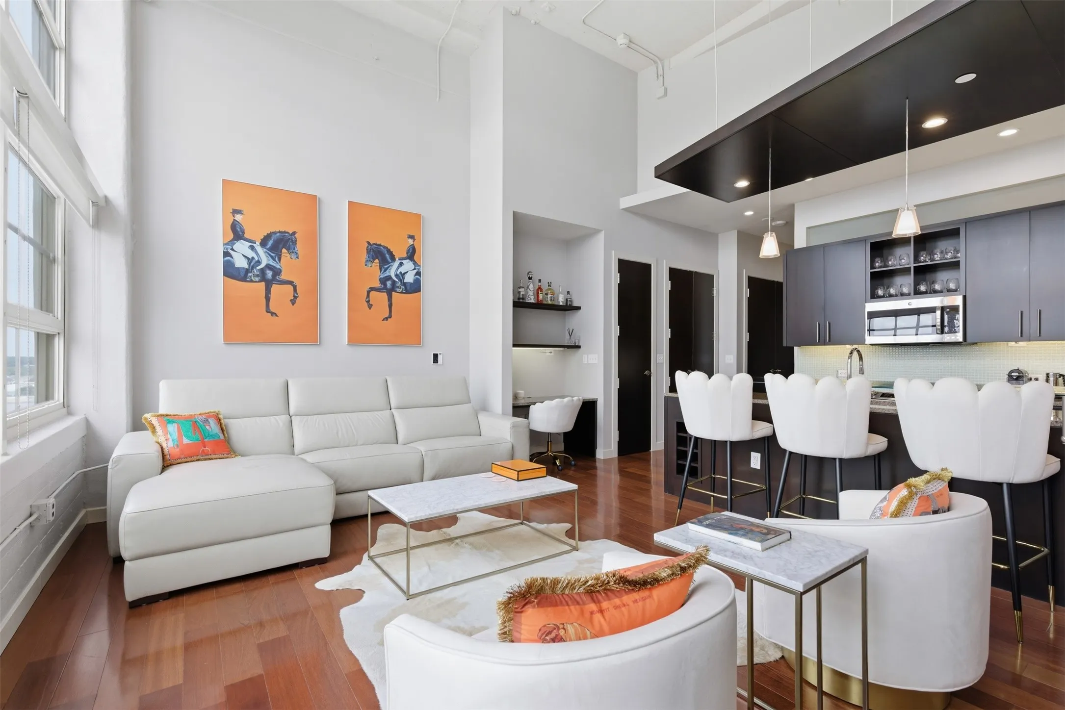 Condominium For Rent in Tarrant County , 2600 W 7th Street 2808, Fort Worth, Texas 76107, 2 Bedroom, 2 Bathroom, 2 Garage spaces, 1,263 Sqft, built in 1928, mls#21289218, Real Estate Agent in Fort Worth, Homes For Rent in Tarrant county, Homes For Rent in Fort Worth, Realtor in Fort Worth Texas, Real Estate Brokerage Independent Realty Texas, Luminita Cordes Realtor