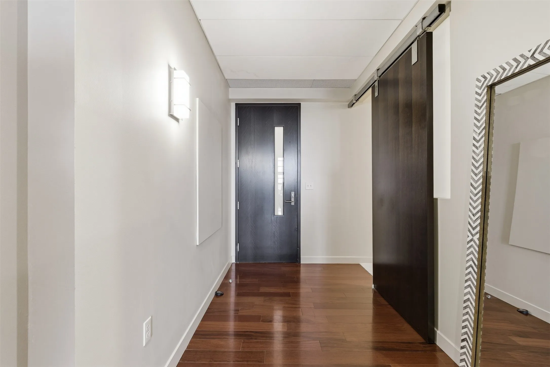 Condominium For Rent in Tarrant County , 2600 W 7th Street 2808, Fort Worth, Texas 76107, 2 Bedroom, 2 Bathroom, 2 Garage spaces, 1,263 Sqft, built in 1928, mls#21289218, Real Estate Agent in Fort Worth, Homes For Rent in Tarrant county, Homes For Rent in Fort Worth, Realtor in Fort Worth Texas, Real Estate Brokerage Independent Realty Texas, Luminita Cordes Realtor
