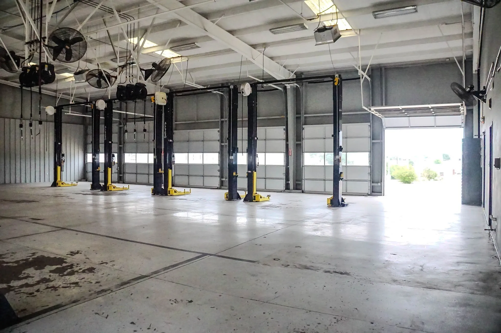 Business For Rent in Parker County , 3015 Fort Worth Highway A, Hudson Oaks, Texas 76087, 0, 0, Garage spaces, 0 Sqft, built in 1978, mls#21291381, Real Estate Agent in Hudson Oaks, Homes For Rent in Parker county, Homes For Rent in Hudson Oaks, Realtor in Hudson Oaks Texas, Real Estate Brokerage Independent Realty Texas, Luminita Cordes Realtor