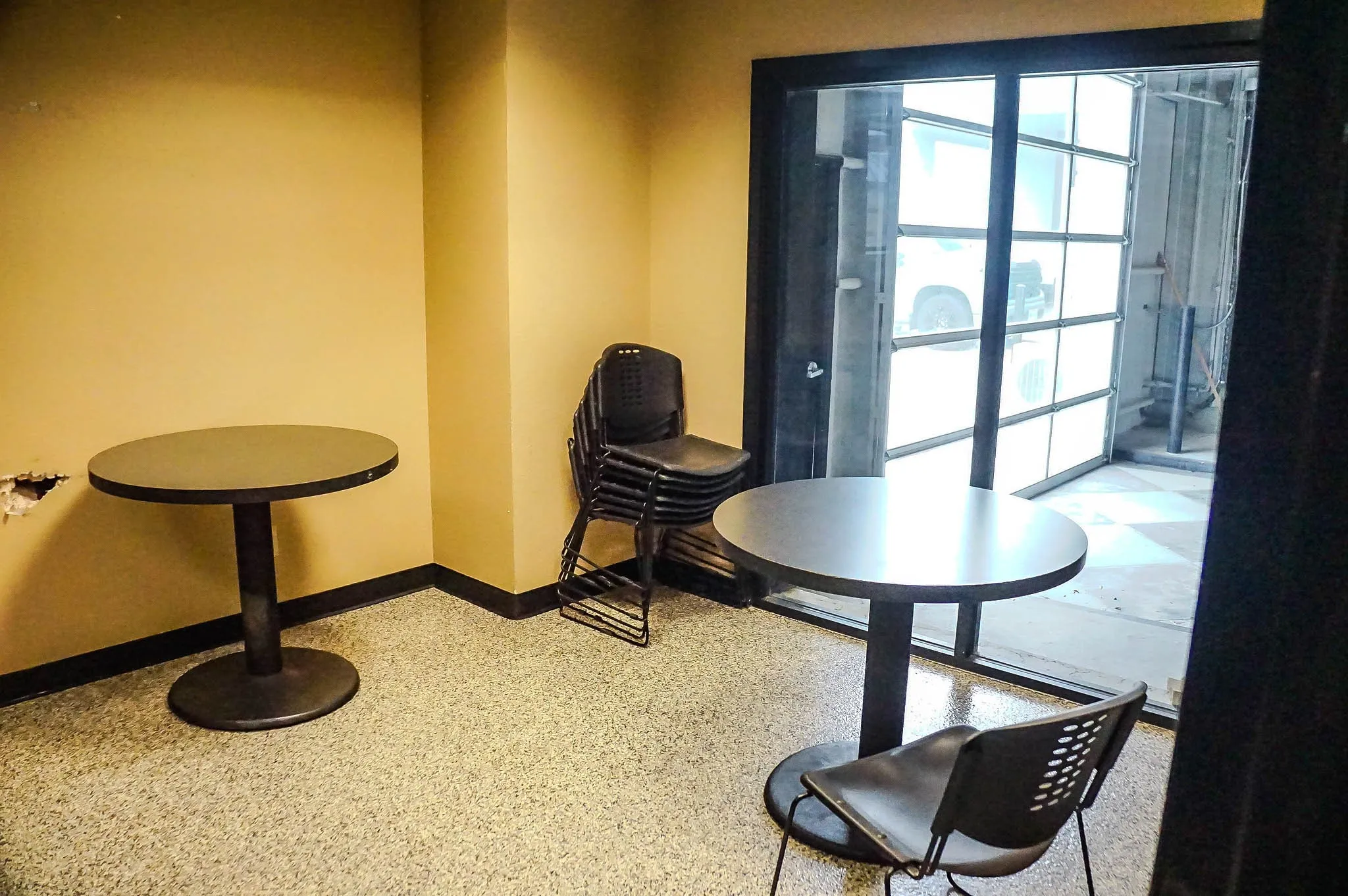 Business For Rent in Parker County , 3015 Fort Worth Highway A, Hudson Oaks, Texas 76087, 0, 0, Garage spaces, 0 Sqft, built in 1978, mls#21291381, Real Estate Agent in Hudson Oaks, Homes For Rent in Parker county, Homes For Rent in Hudson Oaks, Realtor in Hudson Oaks Texas, Real Estate Brokerage Independent Realty Texas, Luminita Cordes Realtor