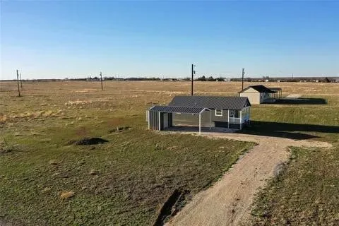 Single Family Residence For Sale in Haskell County , 323 Blue Cat Boulevard, Haskell, Texas 79521, 1 Bedroom, 1 Bathroom, Garage spaces, 648 Sqft, built in 2024, mls#21289136, Real Estate Agent in Haskell, Homes For Sale in Haskell county, Homes For Sale in Haskell, Realtor in Haskell Texas, Real Estate Brokerage Independent Realty Texas, Luminita Cordes Realtor