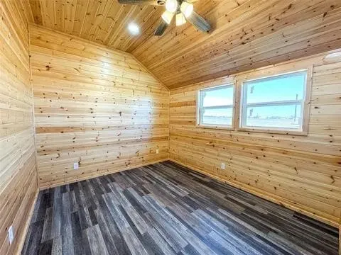 Single Family Residence For Sale in Haskell County , 323 Blue Cat Boulevard, Haskell, Texas 79521, 1 Bedroom, 1 Bathroom, Garage spaces, 648 Sqft, built in 2024, mls#21289136, Real Estate Agent in Haskell, Homes For Sale in Haskell county, Homes For Sale in Haskell, Realtor in Haskell Texas, Real Estate Brokerage Independent Realty Texas, Luminita Cordes Realtor