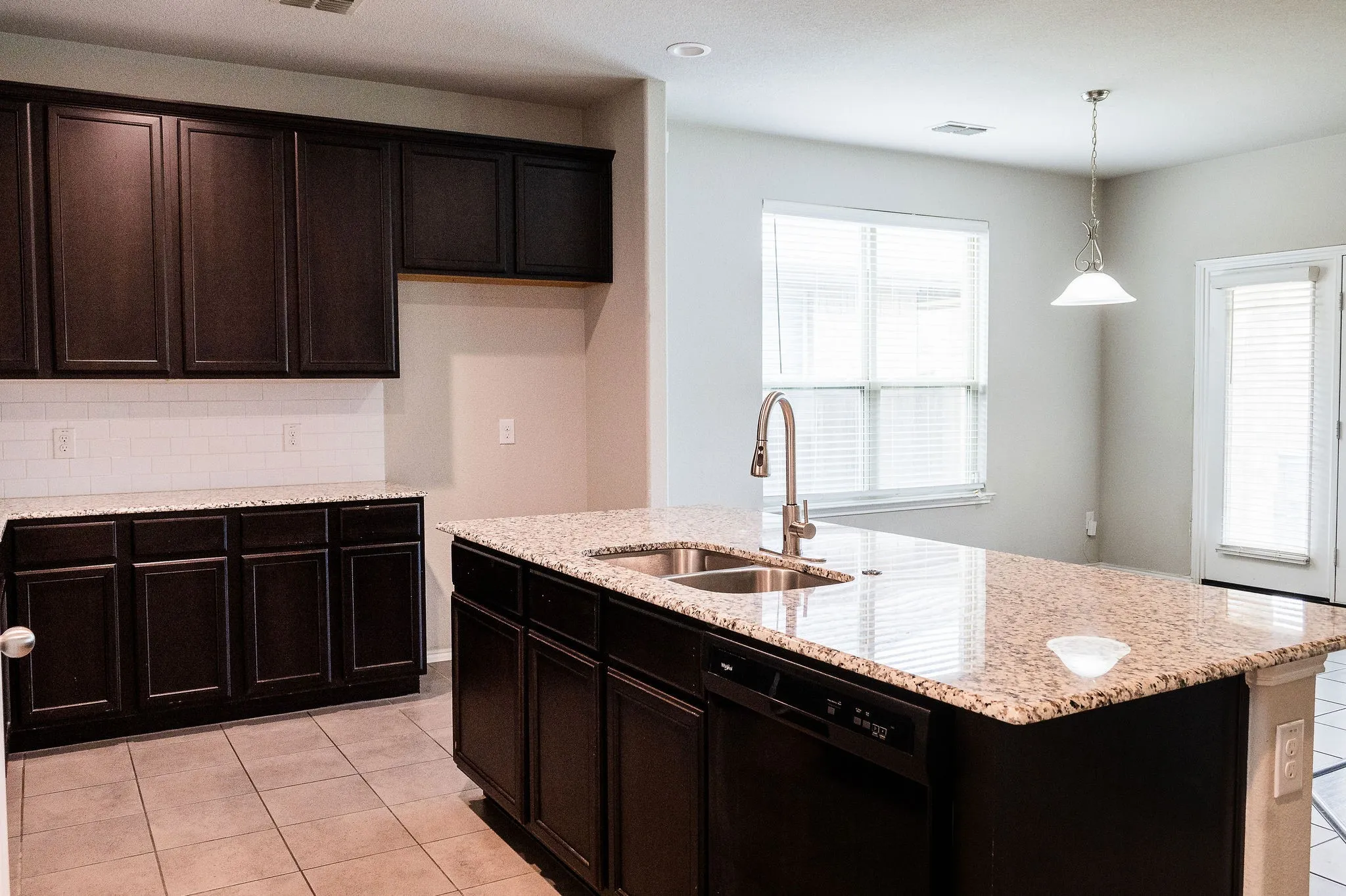 Single Family Residence For Rent in Tarrant County , 6325 Longhorn Herd Lane, Fort Worth, Texas 76123, 4 Bedroom, 3 Bathroom, 2 Garage spaces, 2,853 Sqft, built in 2019, mls#21288912, Real Estate Agent in Fort Worth, Homes For Rent in Tarrant county, Homes For Rent in Fort Worth, Realtor in Fort Worth Texas, Real Estate Brokerage Independent Realty Texas, Luminita Cordes Realtor